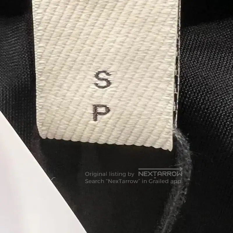 Burberry Burberry Black Nylon Summer Cropped T-Shirt. Size S / US 4 / IT 40 - 7 Thumbnail
