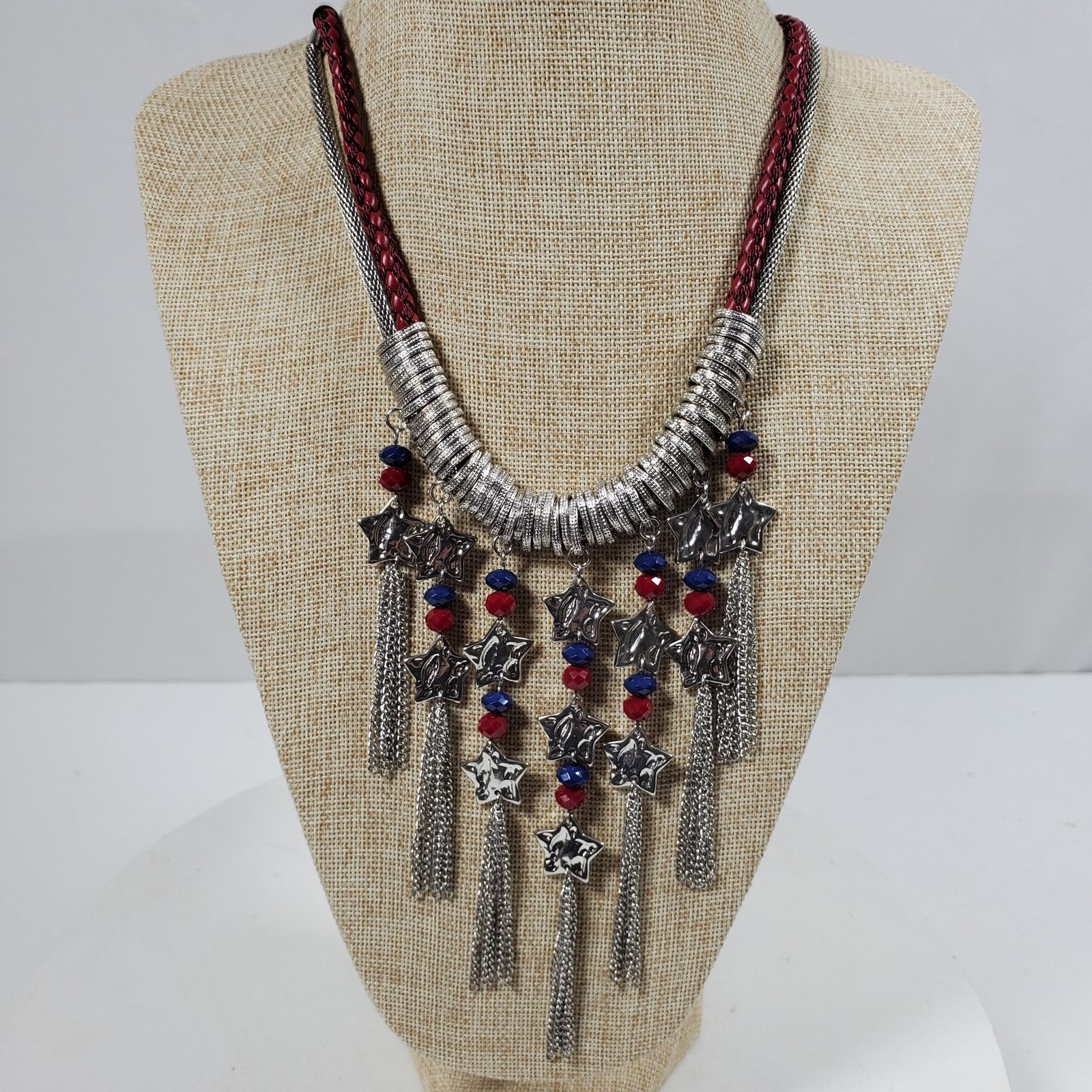The Unbranded Brand Patriotic Necklace Red white Blue w/ Silver Tone 20 Inch Size ONE SIZE - 1 Thumbnail