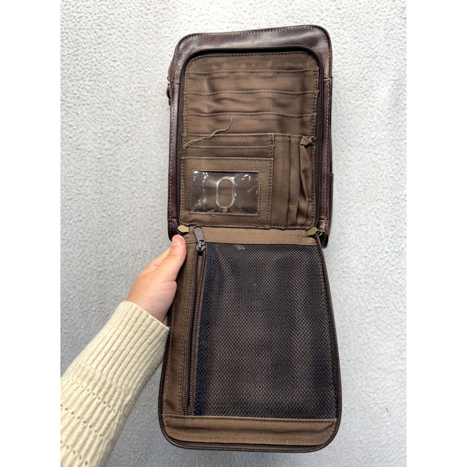 Vintage VINTAGE Brown Leather Crossbody Bag Rectangle 9" x 7" x 1.5" Zipper Pockets Womens Leather Canvas Bag 92B Size ONE SIZE - 7 Thumbnail
