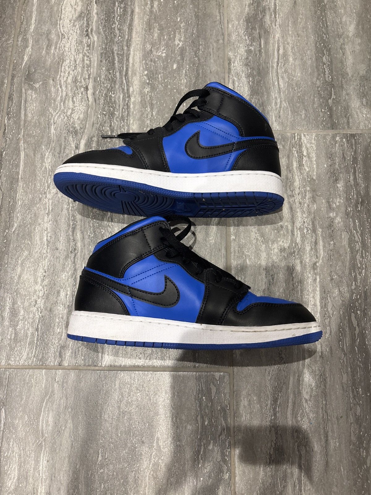 Jordan Brand Blue Jordan 1’s Size US 5 / EU 37 - 2 Thumbnail