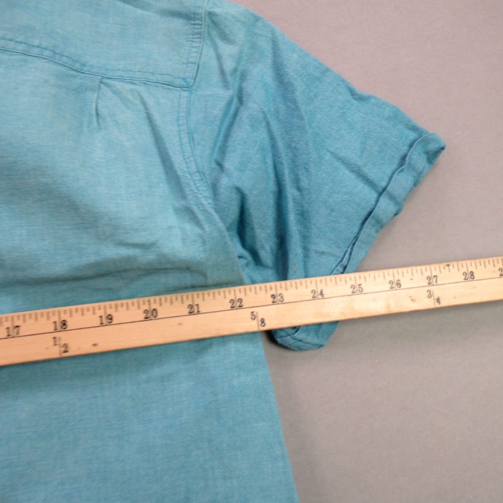 Vintage Columbia Shirt Mens XL Blue Short Sleeve Button Front Pockets Outdoors Casual Size US XL / EU 56 / 4 - 6 Thumbnail