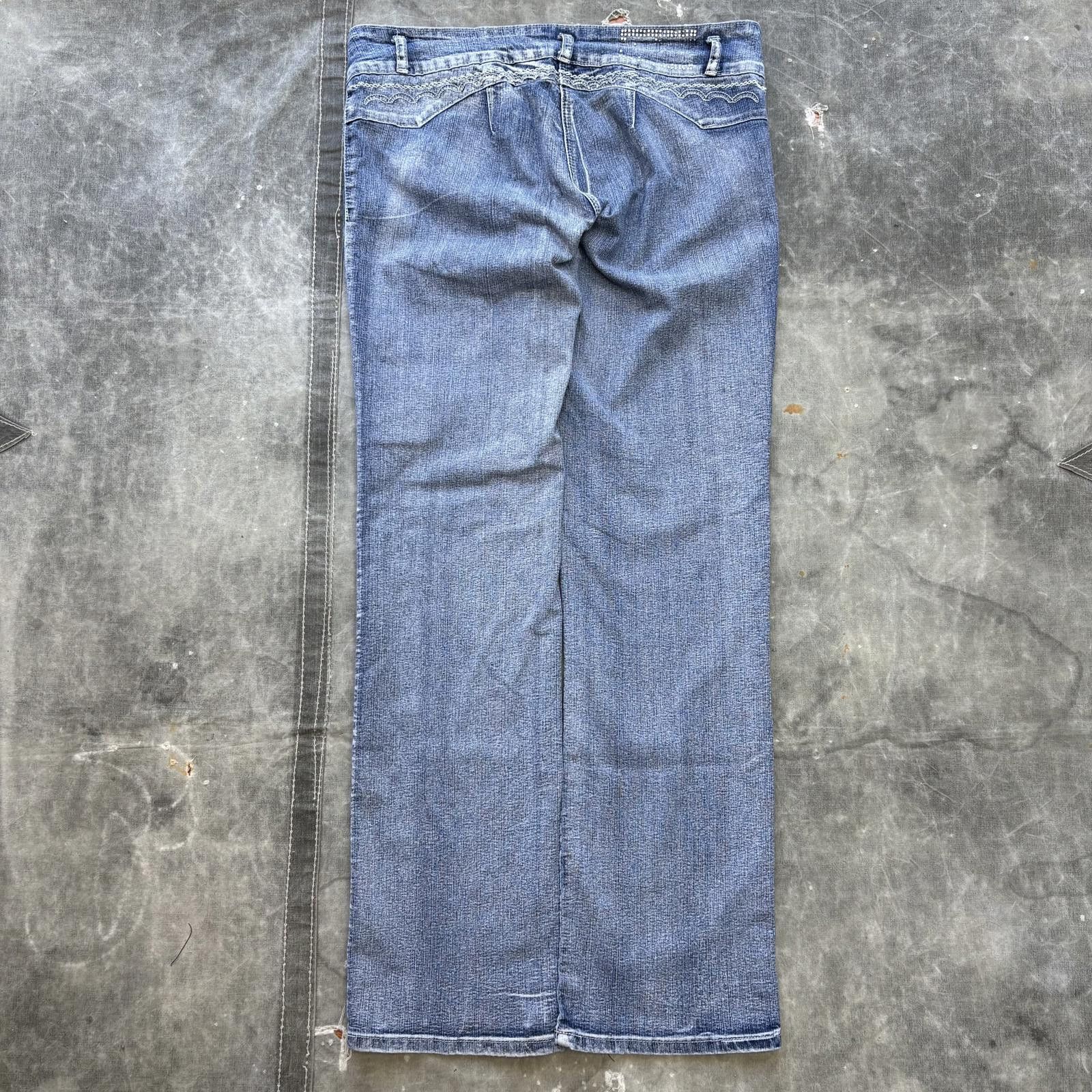 Vintage Vintage Y2K Rhinestone Studded Embroidered Grunge Rico Jeans Size 33" - 2 Thumbnail