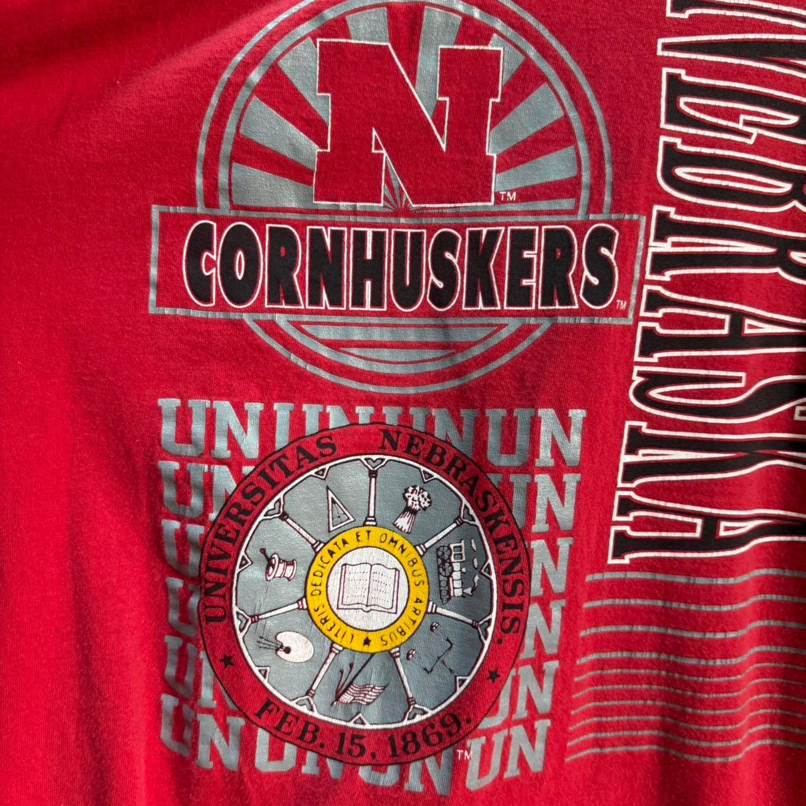 Vintage Vintage 90s Nebraska Huskers Football T-Shirt Size US XL / EU 56 / 4 - 3 Thumbnail