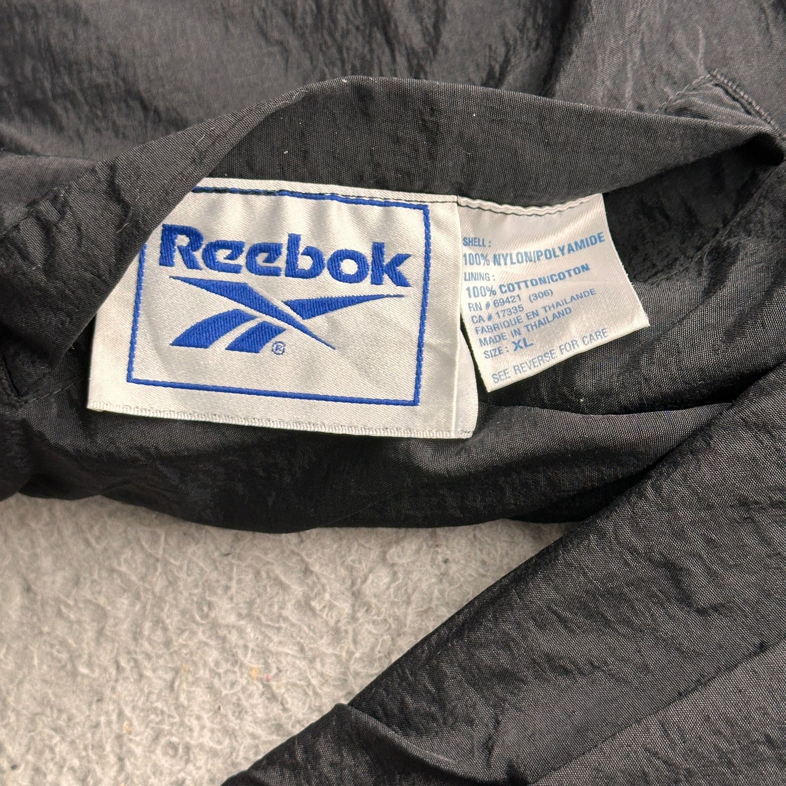 Reebok Vintage Reebok Army Reversible Windbreaker Pullover Mens XL Size US XL / EU 56 / 4 - 3 Thumbnail