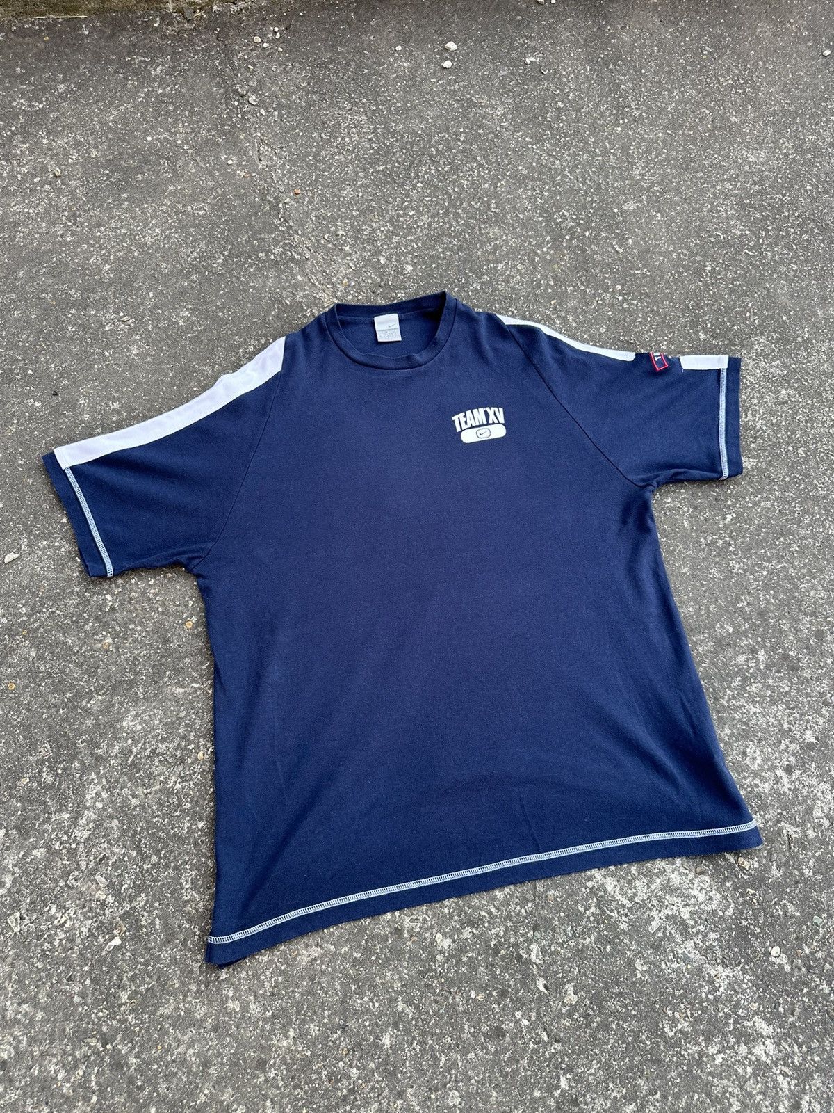 Nike Vintage Nike T-shirt Team Logo Size US XL / EU 56 / 4 - 5 Thumbnail