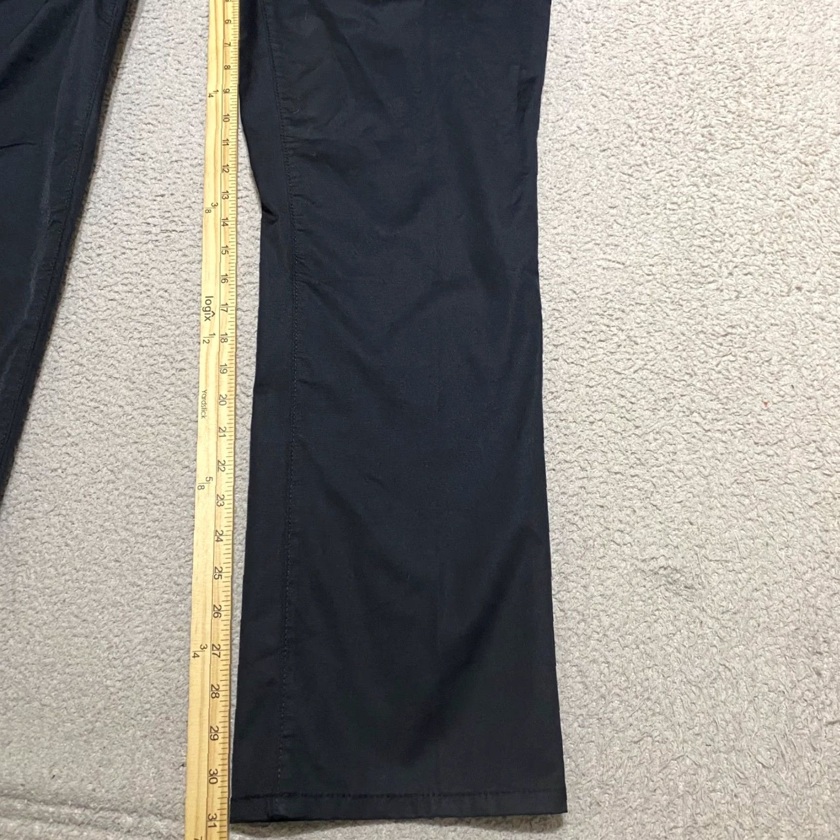 Izod NWT IZOD Mens 38x32 Pants Black Straight Leg Chino Stretch Non-Iron Wicking New Size US 38 / EU 54 - 6 Thumbnail