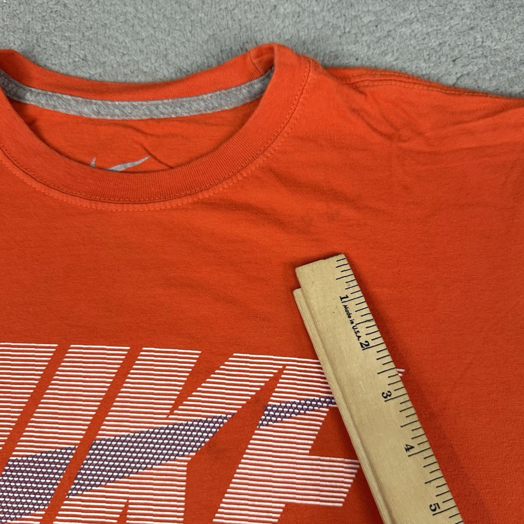 Nike Nike T Shirt Mens Large Orange Logo Striped Athletic Adult Short Sleeve Workout Size US L / EU 52-54 / 3 - 6 Thumbnail