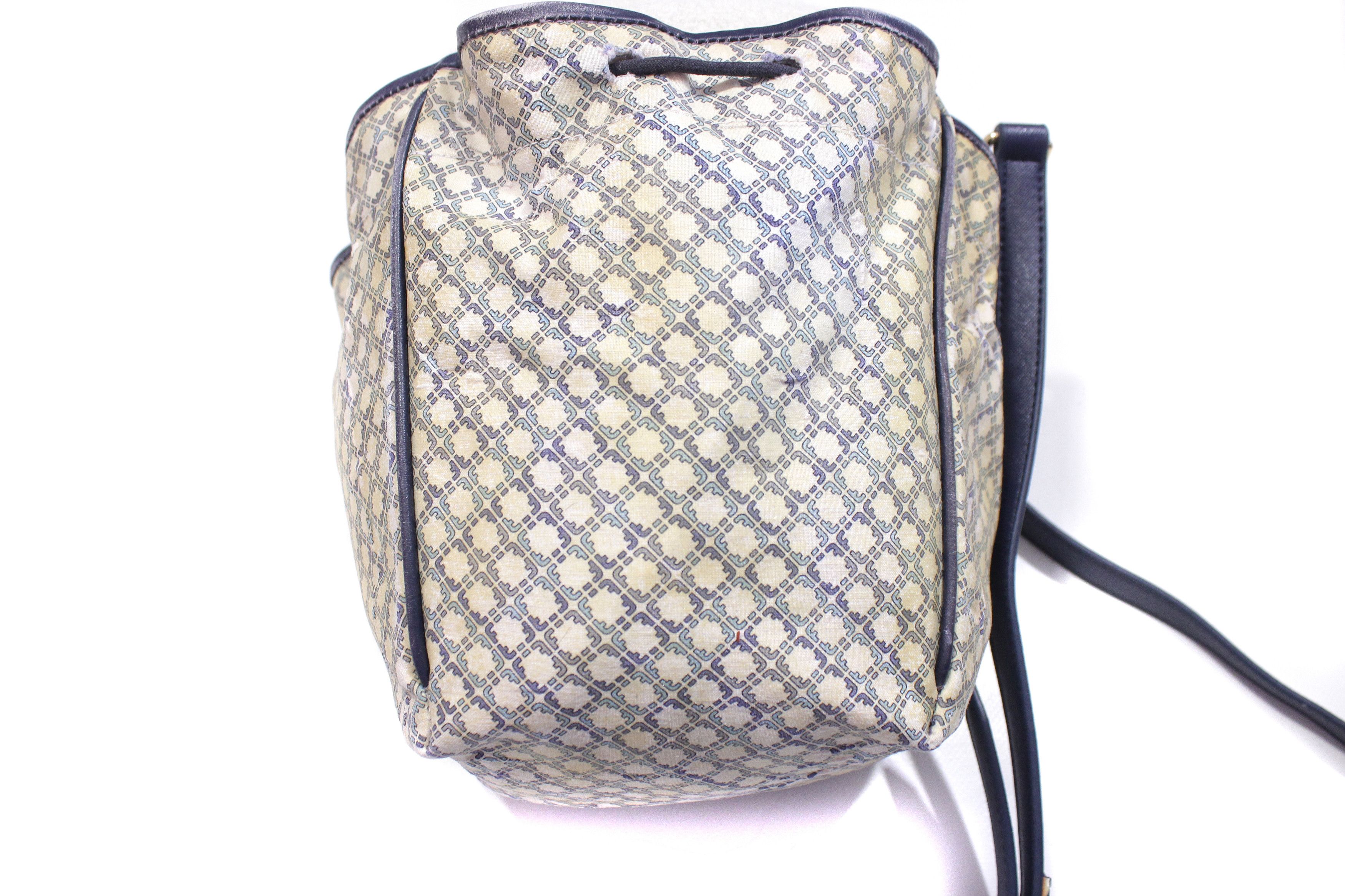 Salvatore Ferragamo 90S Monogram Bucket Bag Vintage Size ONE SIZE - 6 Thumbnail