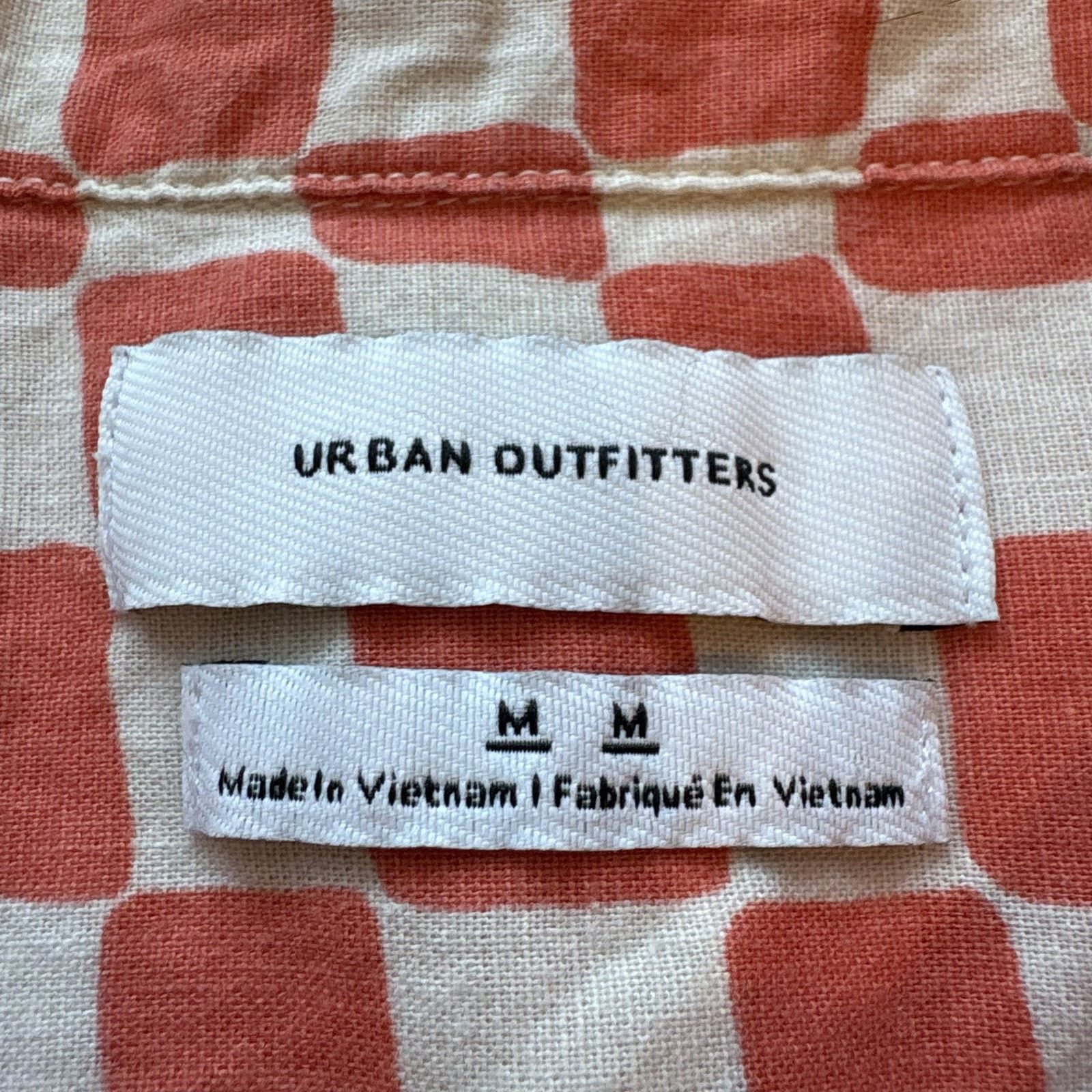 Urban Outfitters Urban Outfitters Men's Checkered Camp Shirt Short Sleeve M Size US M / EU 48-50 / 2 - 3 Thumbnail