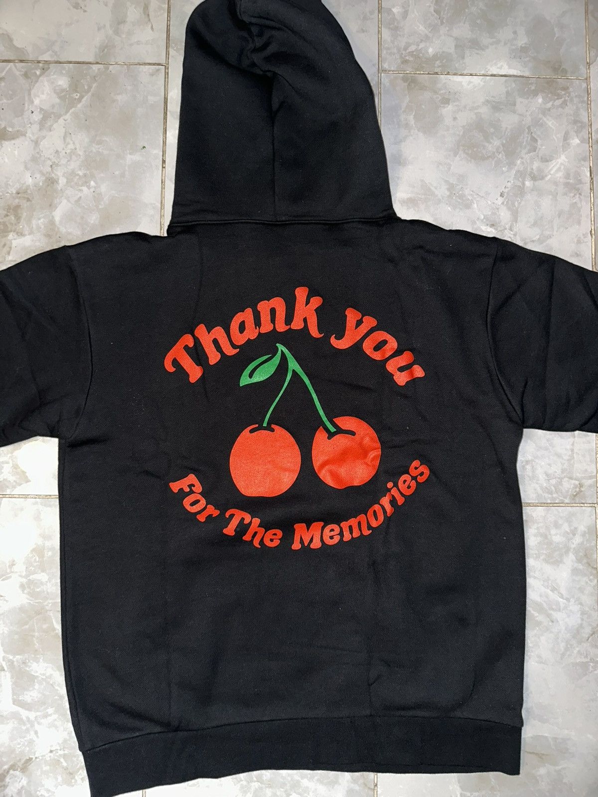 Market Market Cherry Hoodie Size M / US 6-8 / IT 42-44 - 2 Thumbnail