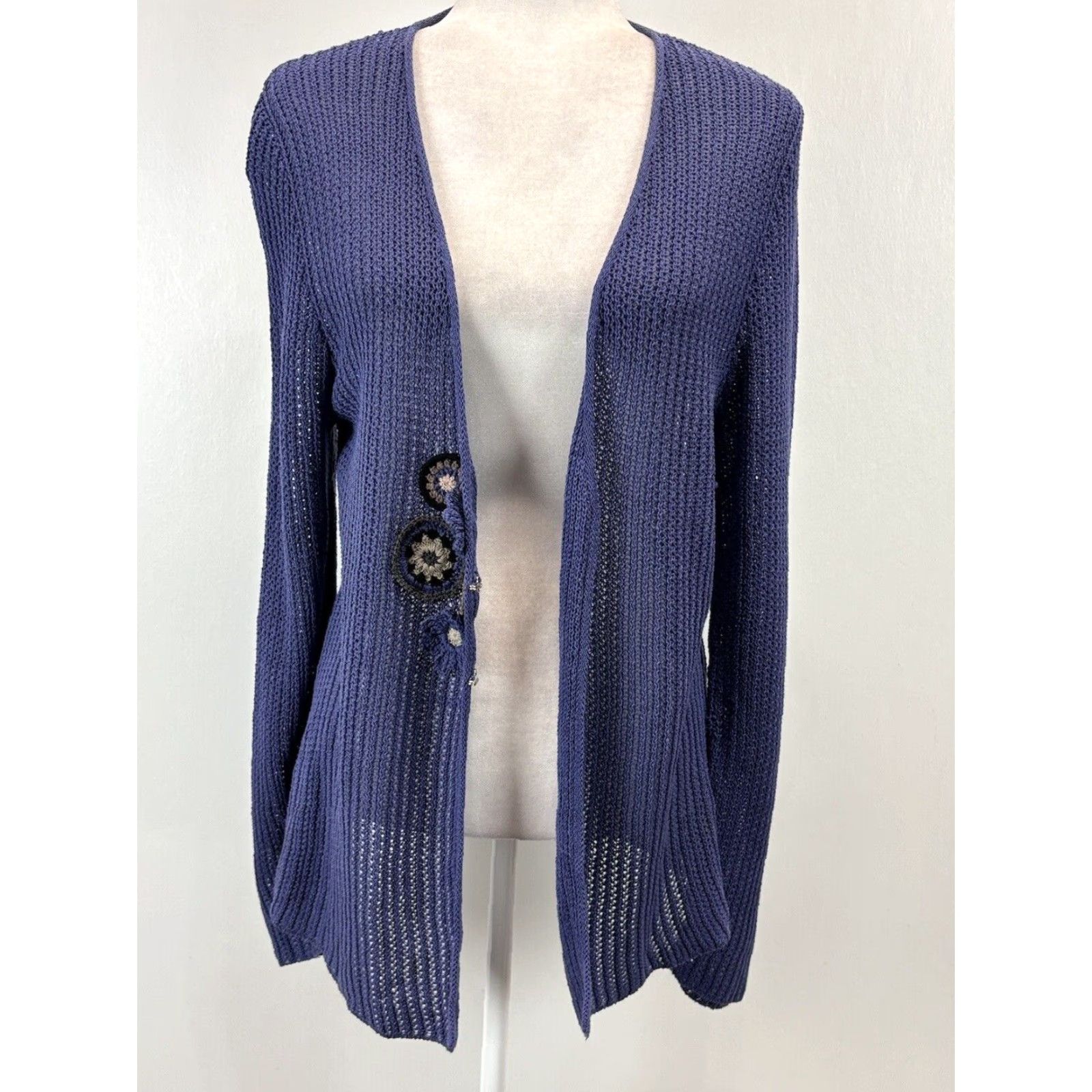 Vintage VINTAGE Beyond Threads Peru Cardigan Sweater Woman Large Blue V-Neck Pima Cotton Knit Women, Cardigan, Blue, L, 100% Pima-Bamboo Blend Size L / US 10 / IT 46 - 5 Thumbnail