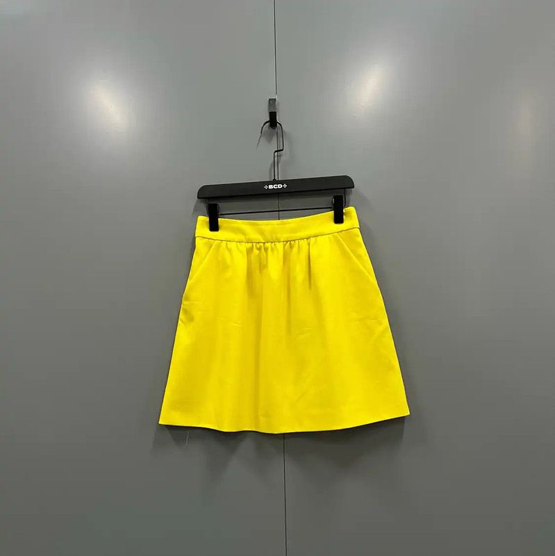 Valentino Valentino Yellow Cotton Women's Shorts 0089 Size 28" / US 6 / IT 42 - 1 Thumbnail