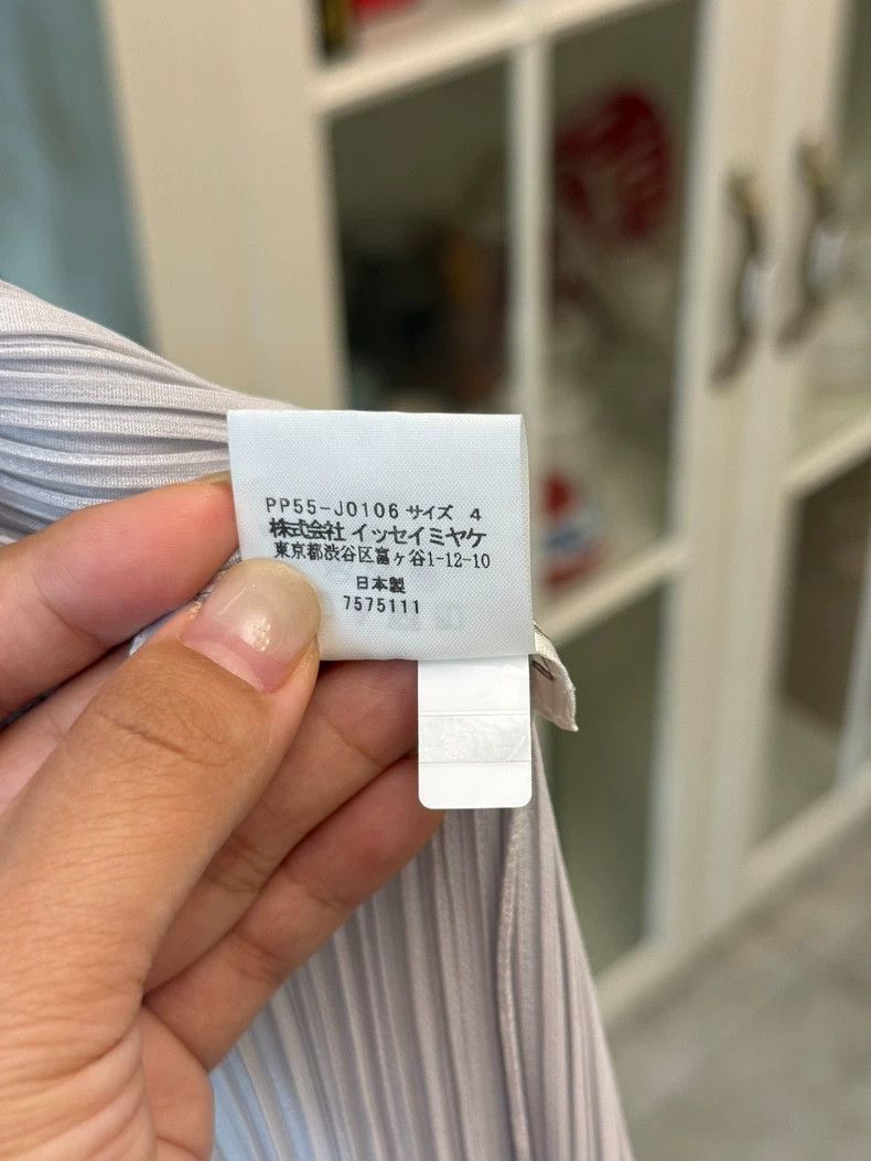 Other Issey Miyake size:4 A light grey pleated cardigan Size XS / US 0-2 / IT 36-38 - 5 Thumbnail