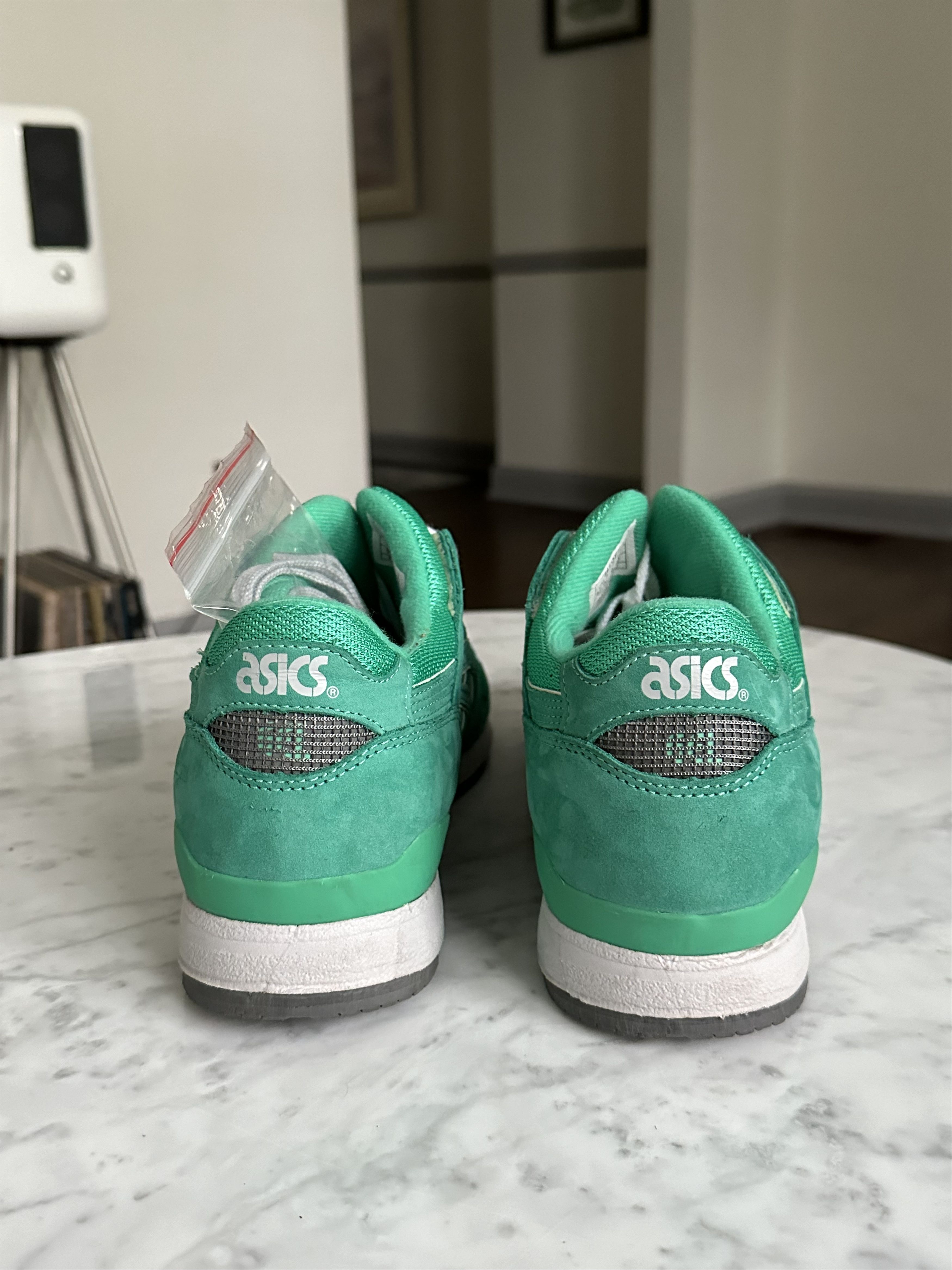 Asics × Kith × Ronnie Fieg Ronnie Fieg Kith x ASICS Gel-Lyte III Mint Leaf VNDS SIZE 9 Size US 9 / EU 42 - 6 Thumbnail