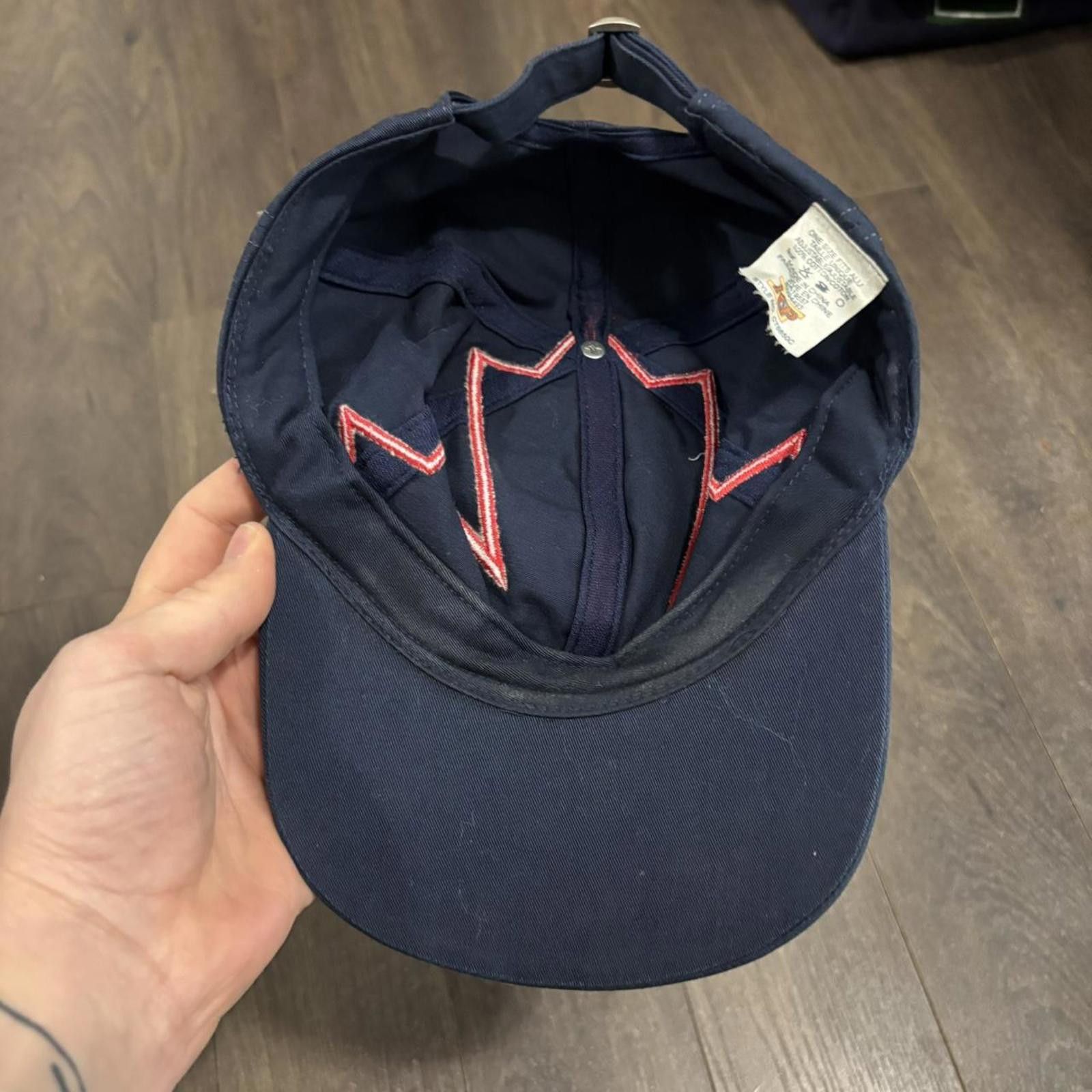 Other vintage embroidered Canadian maple leafs strap back hat Size ONE SIZE - 5 Thumbnail