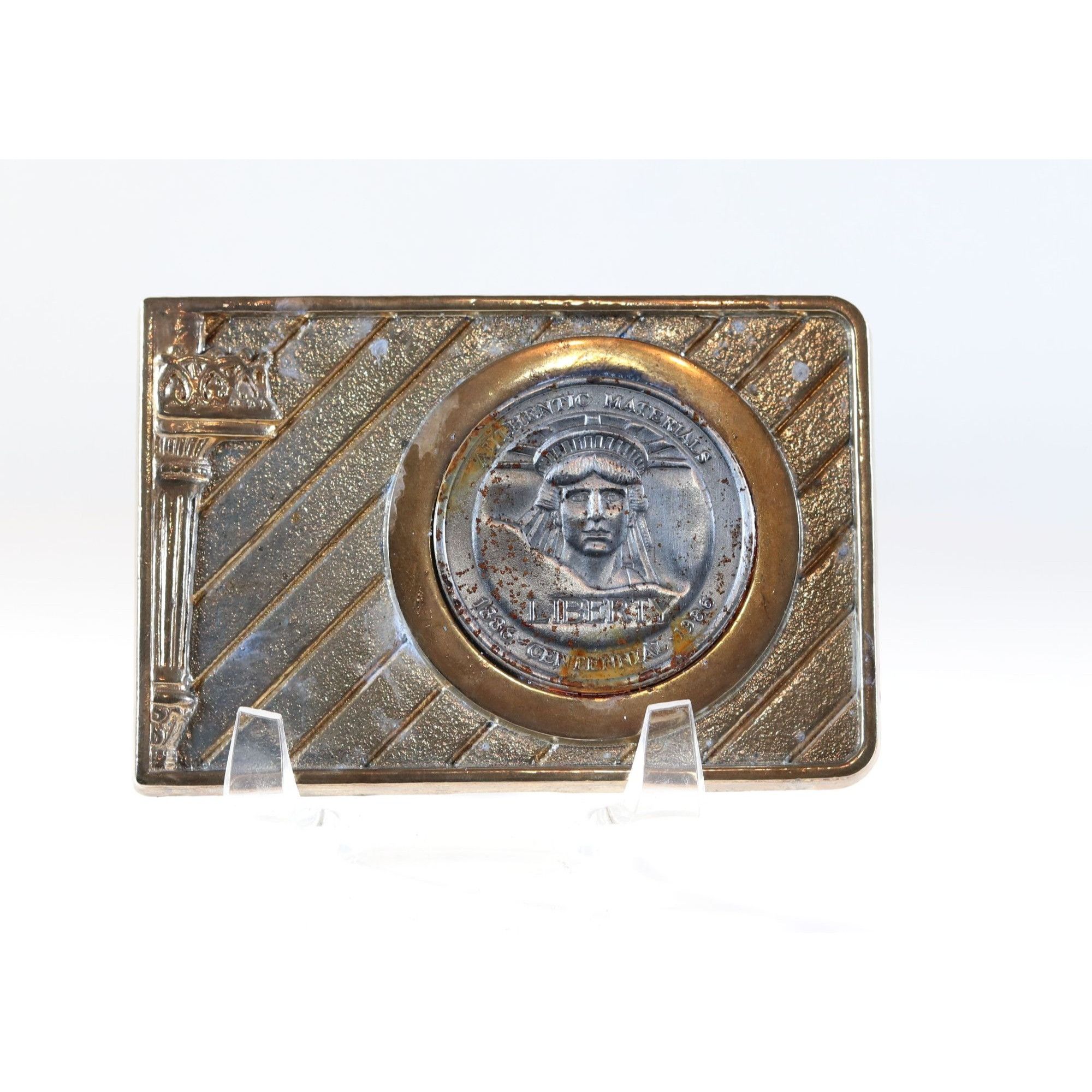 Vintage Belt Buckle Liberty Centennial Coin 1886-1986 Leslie Mfg 198 Size ONE SIZE - 2 Thumbnail