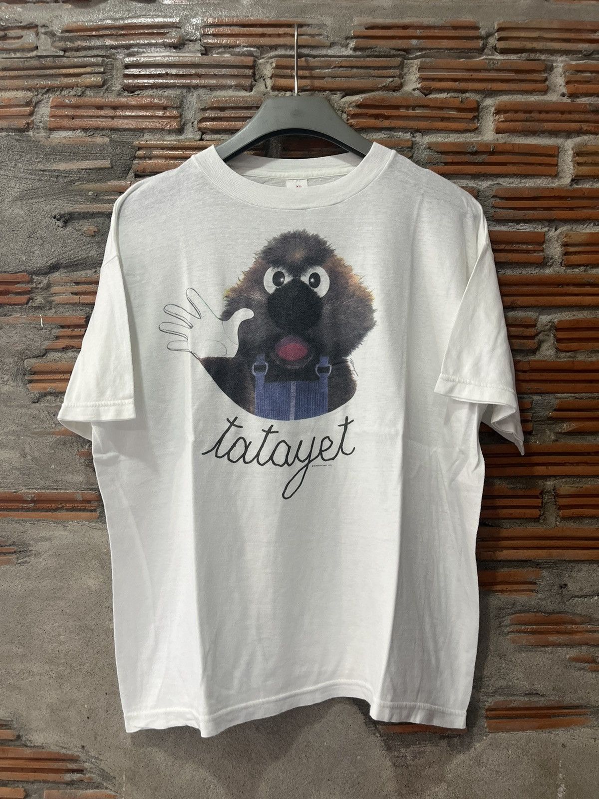 Arts & Science Vintage Tatayet Hand puppet by Michel Dejeneffe 91’s Tshirt Size US XL / EU 56 / 4 - 2 Thumbnail