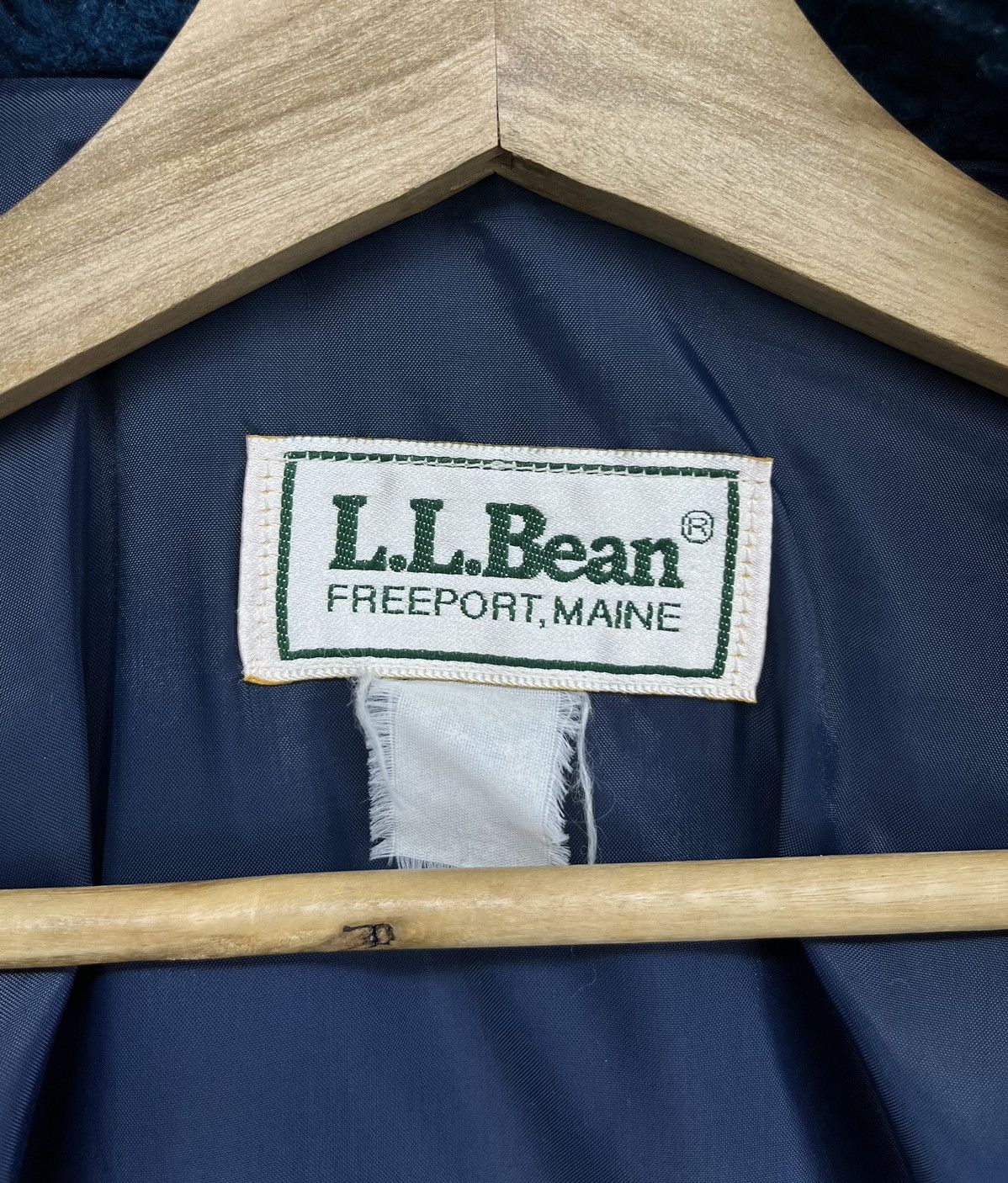 L.L. Bean Vintage L.L. Bean Deep Pile Classic Button Up Jacket Size M / US 6-8 / IT 42-44 - 7 Thumbnail