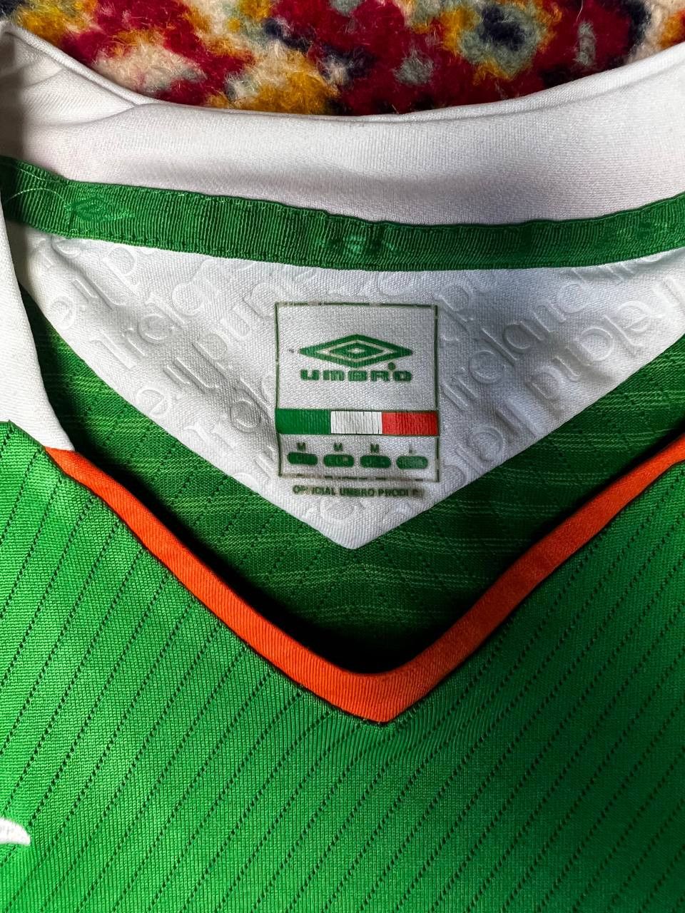 Umbro Ireland 2008-2010 Original Home Football Shirt Soccer Umbro Size US M / EU 48-50 / 2 - 3 Thumbnail