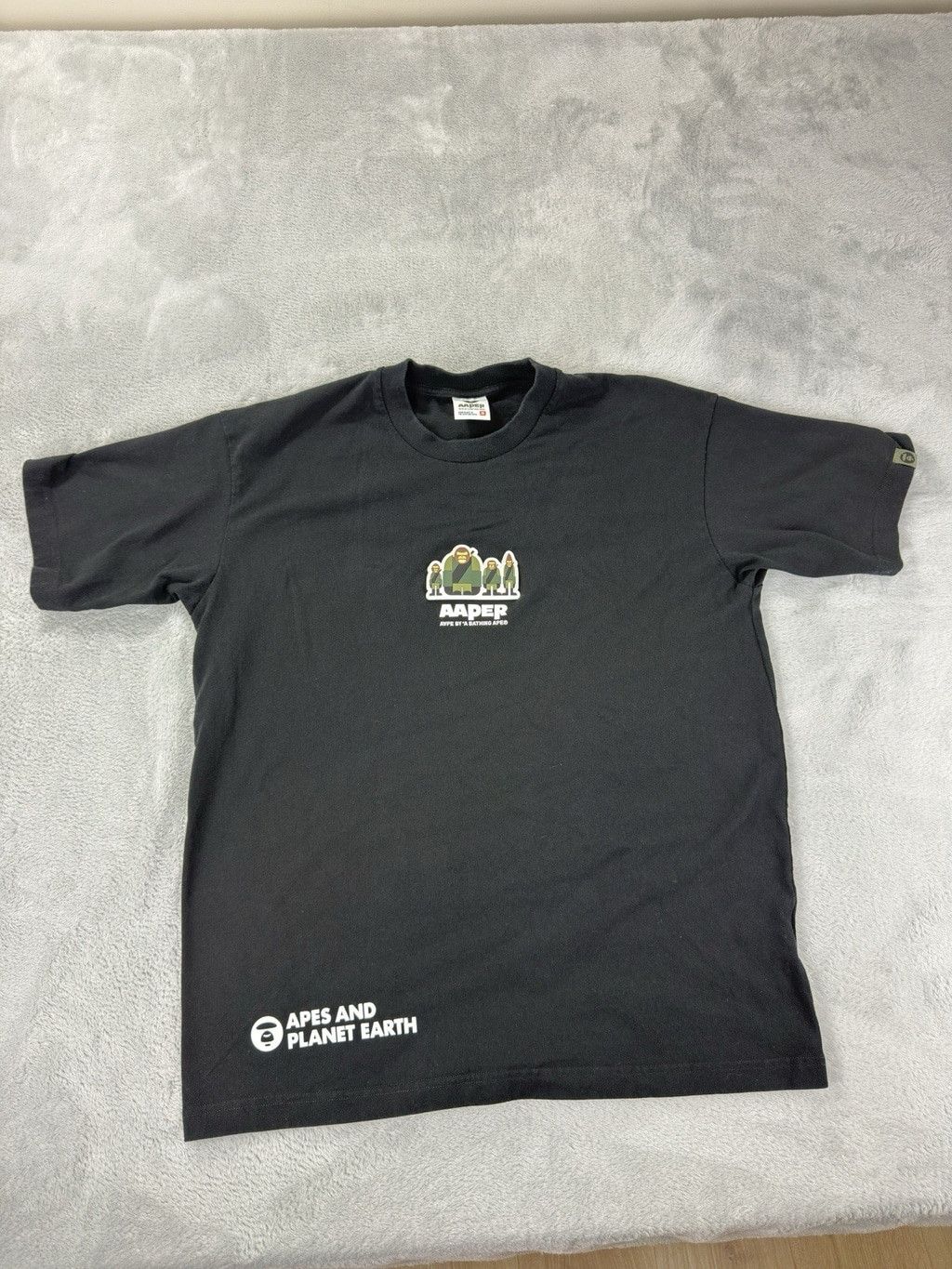 Other Aaper By A Bathing Ape Men's Size M Cartoon Graphic Apes And Size US M / EU 48-50 / 2 - 11 Thumbnail