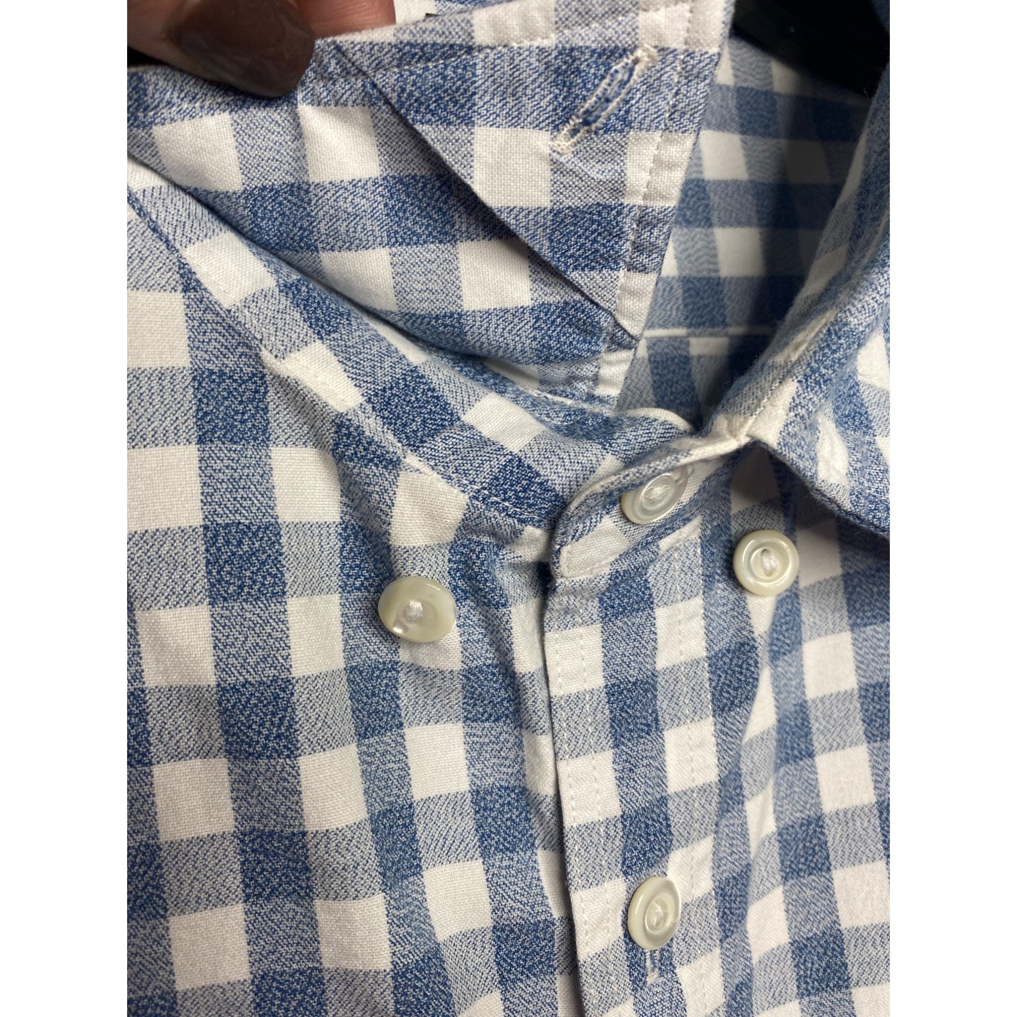 J.Crew J. CREW MEN'S BLUE AND WHITE CHECKERED LONG SLEEVE BUTTON-DO Size US XL / EU 56 / 4 - 4 Thumbnail