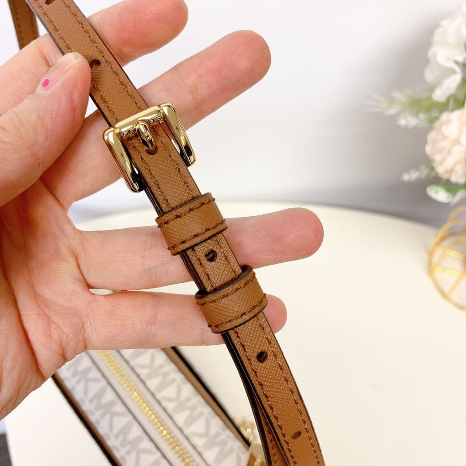 Michael Kors Michael Kors Jet Set Item 35S1GTTC9B Lg Chain xbody Vanilla Size ONE SIZE - 7 Thumbnail