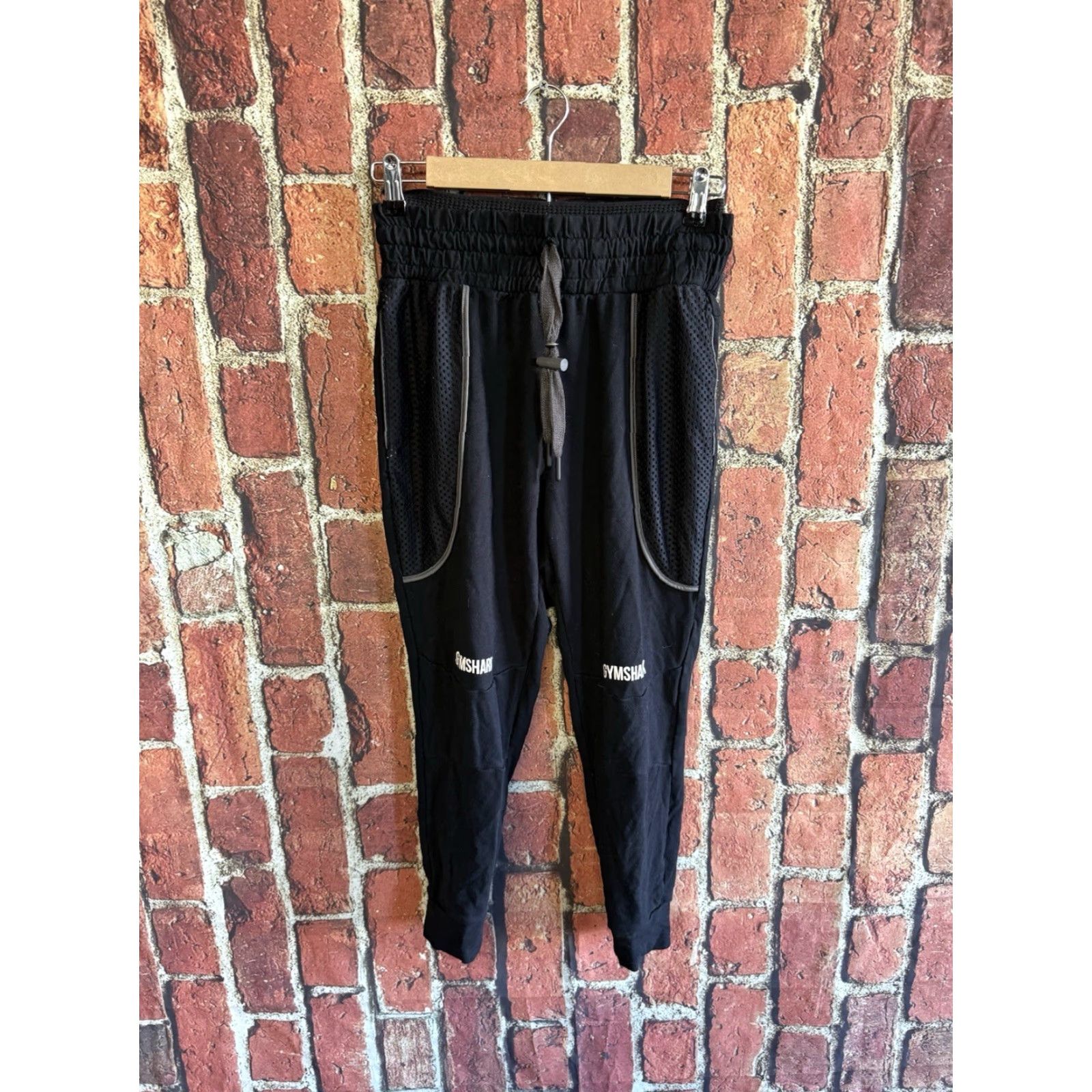 Gymshark Gymshark Pants Size Small Black Athletic Jogger Sweatpants Laced Womens Size 28" / US 6 / IT 42 - 2 Thumbnail