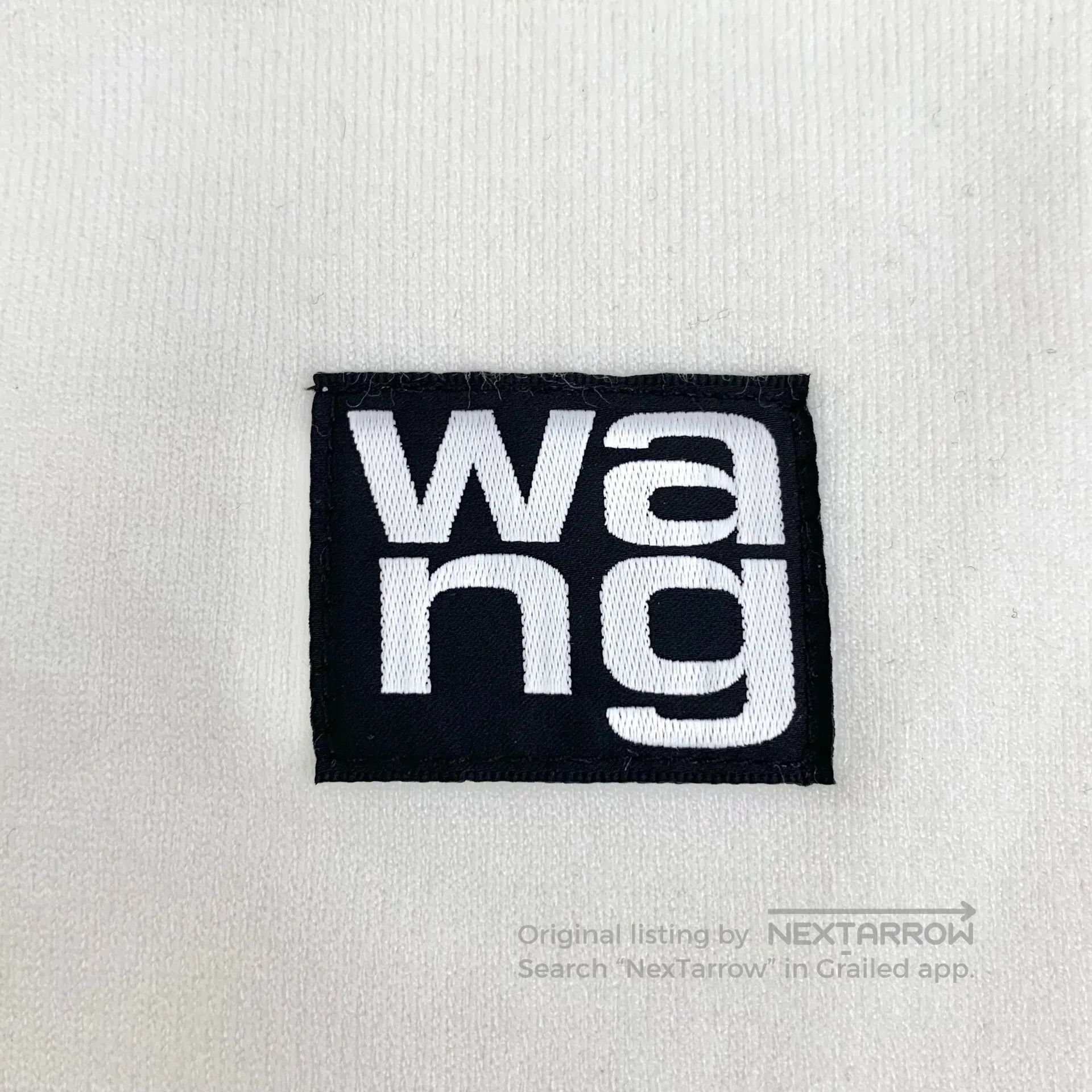 Alexander Wang Alexander Wang White logo lettering semi-high neck short s Size US S / EU 44-46 / 1 - 5 Thumbnail
