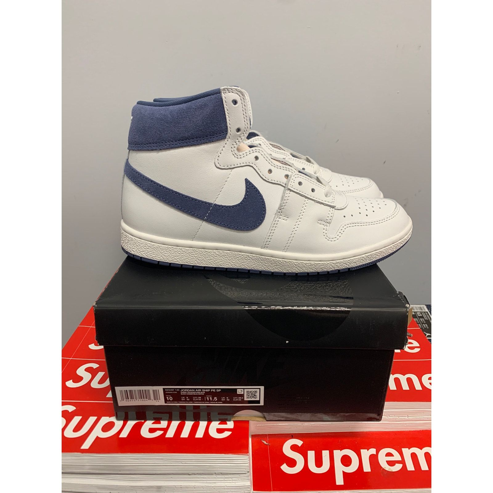 Nike Nike Jordan Air Ship PE SP Diffused Blue Size 10 SHIPS NOW Size US 10 / EU 43 - 1 Thumbnail