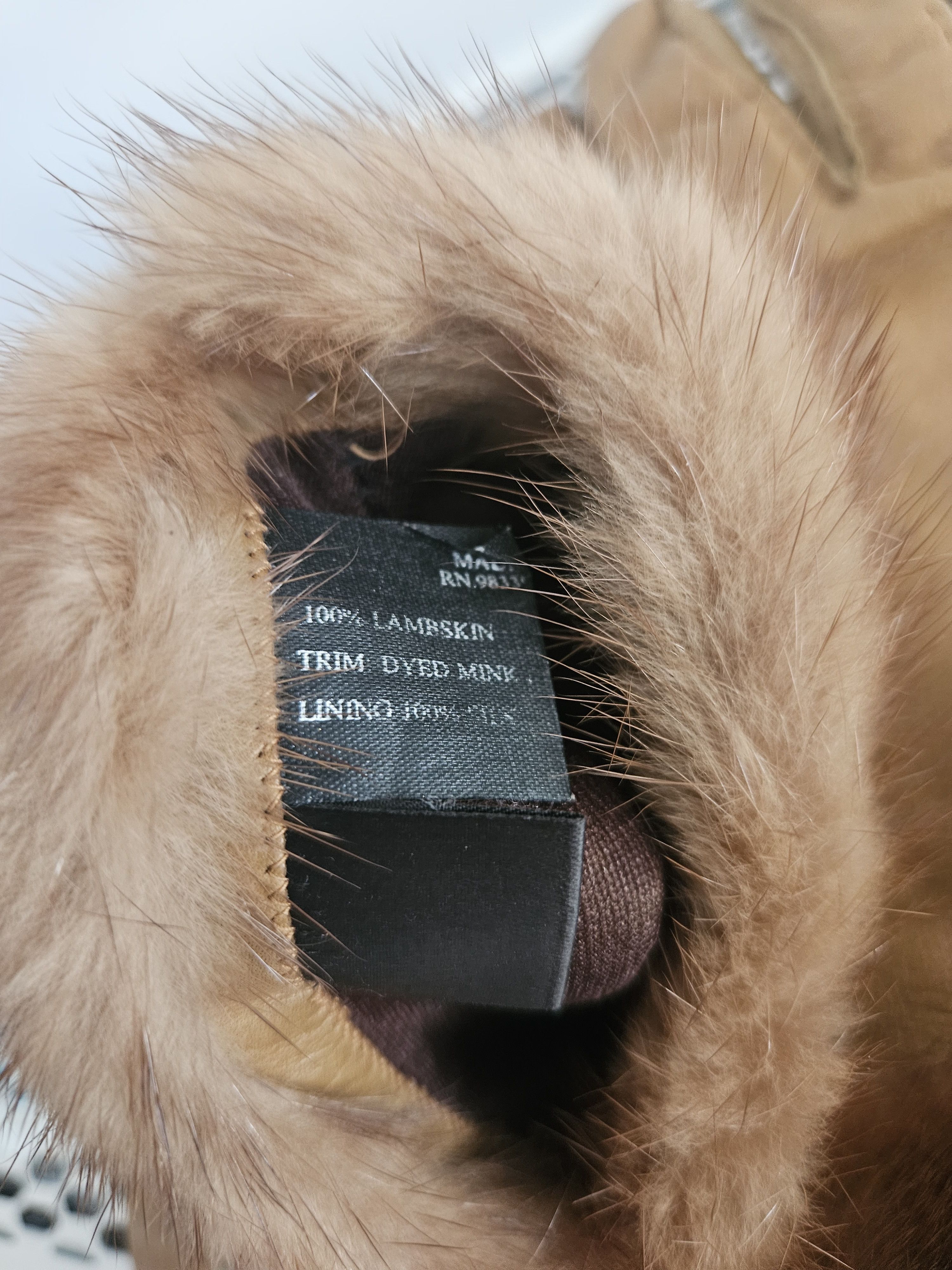 Prada Prada lambskin and mink fur gloves Size ONE SIZE - 16 Thumbnail