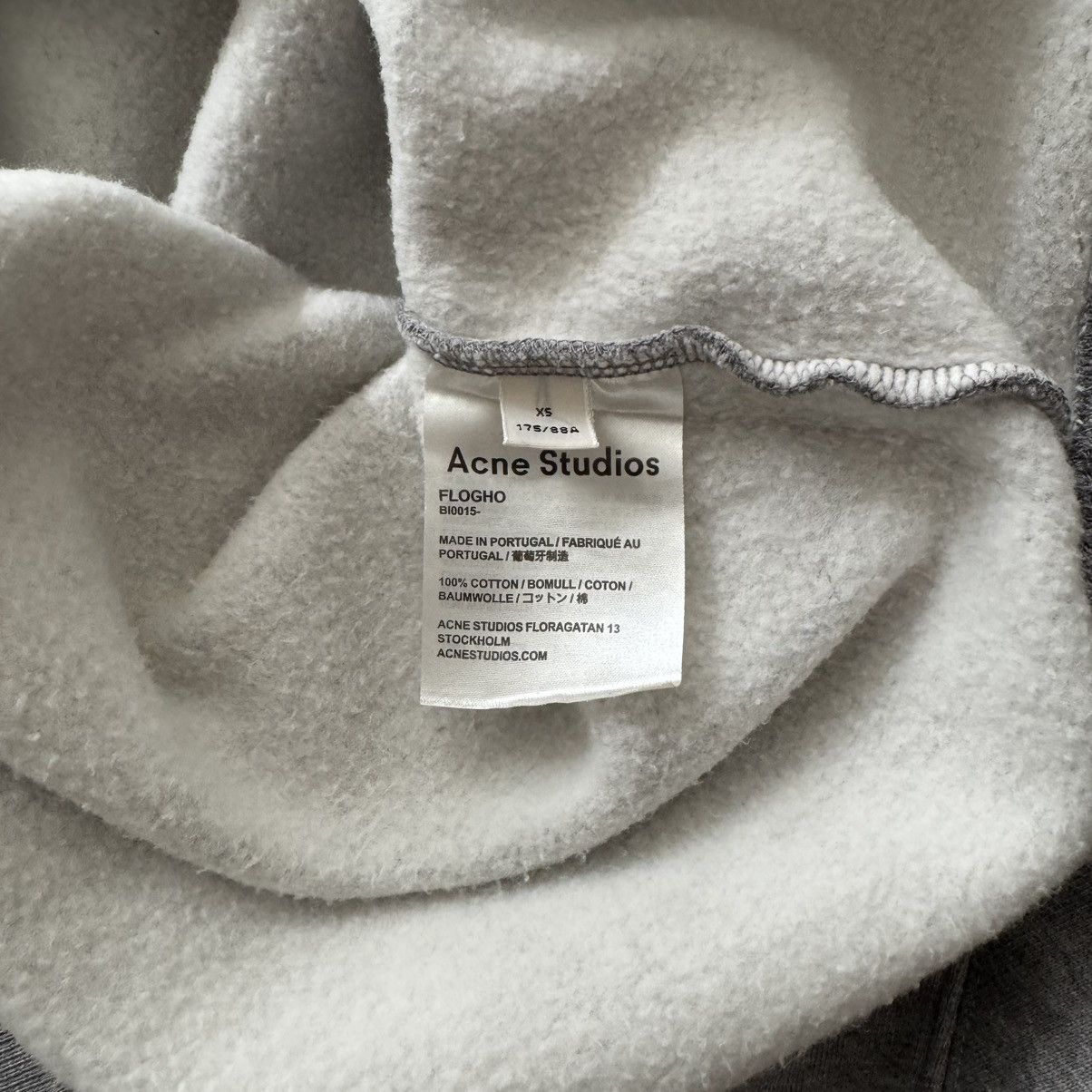 Acne Studios Acne Studios Flogho Sweatshirt (Grey) Size XS Size US XS / EU 42 / 0 - 3 Thumbnail