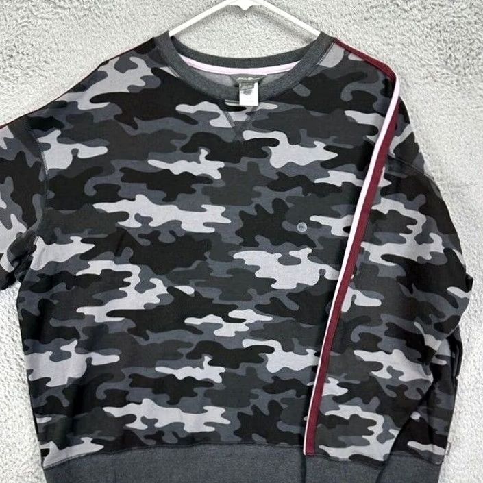 Eddie Bauer VINTAGE? No. Eddie Bauer Camouflage Sweatshirt Womens 2XL Grey Crew Neck Pullover Ladies NEW Size XXL / US 16-18 / IT 52-54 - 3 Thumbnail