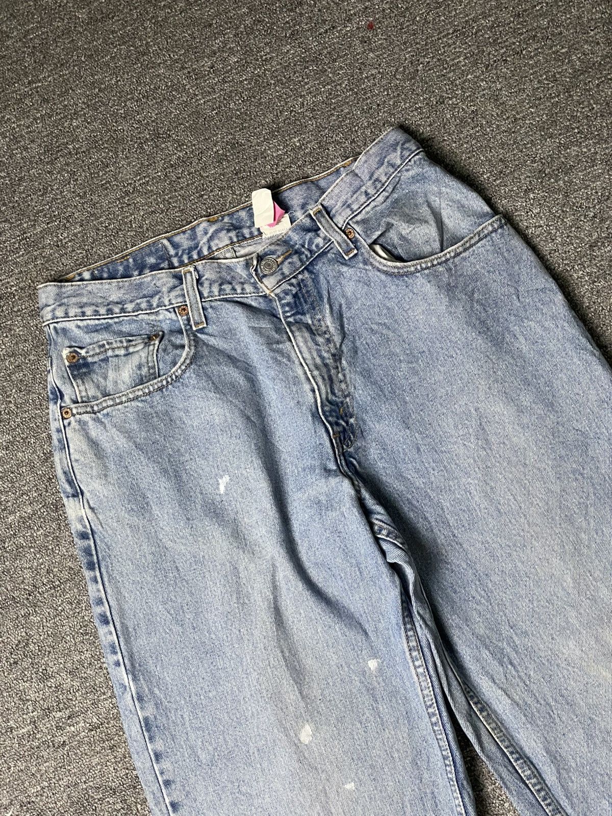Levi's × Vintage LEVIS 560 Loose Fit Tapered Leg Jeans (106) Size US 30 / EU 46 - 3 Thumbnail