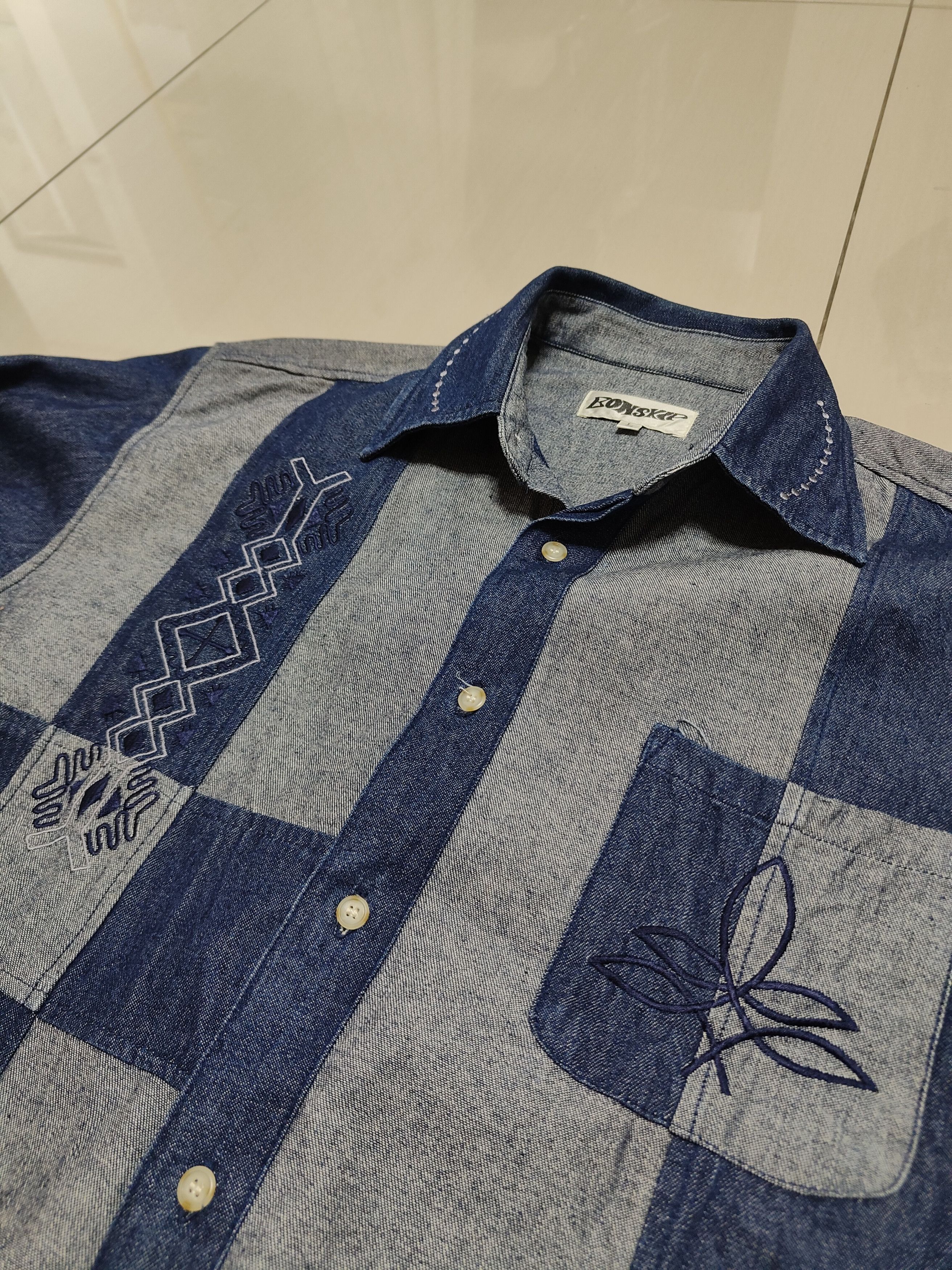 Vintage Vintage Bonskip Embroidery Patch Denim Shirt Size US L / EU 52-54 / 3 - 1 Thumbnail
