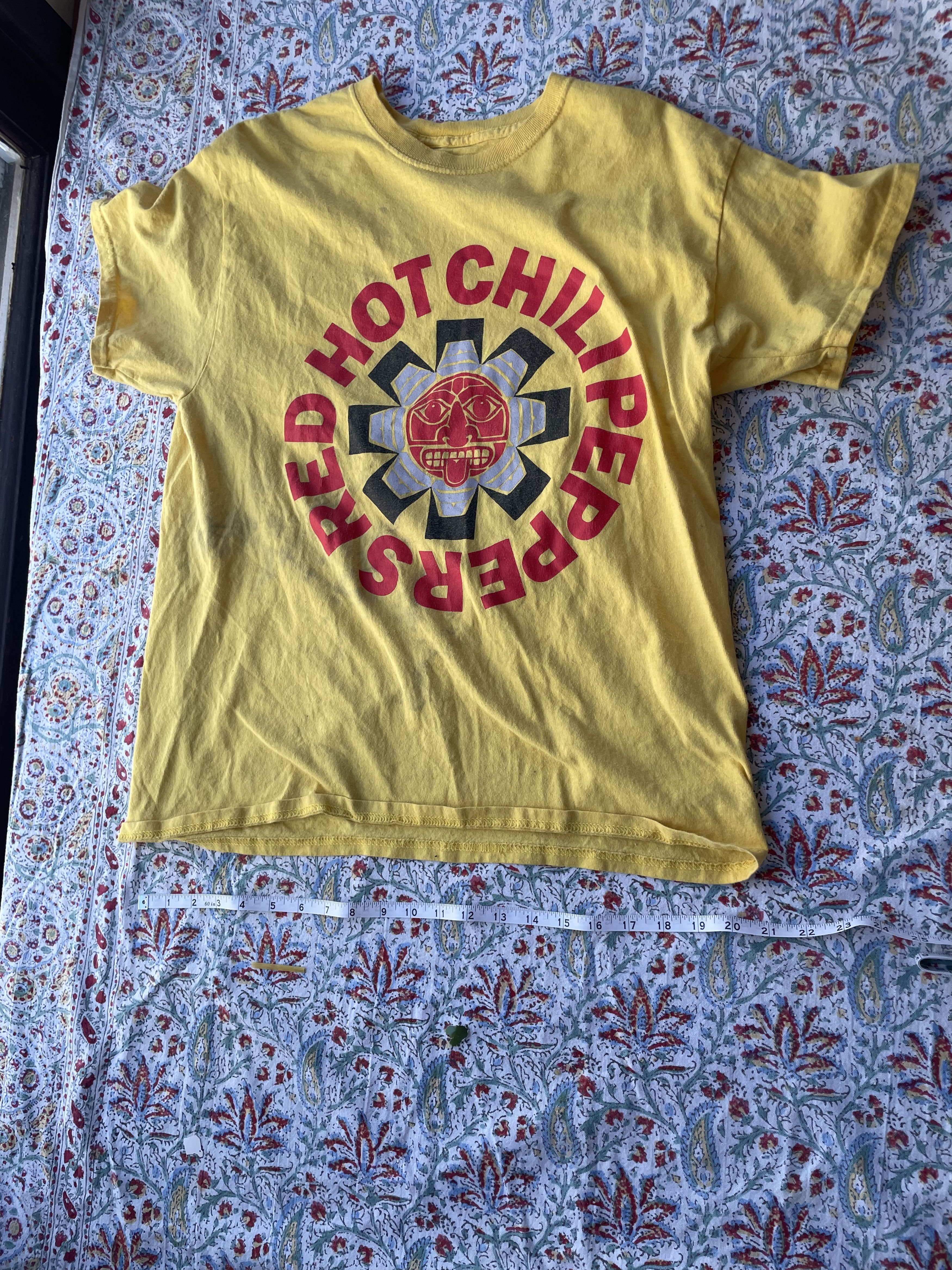 Band Tees *Rare* 90s vintage red hot chili peppers T-shirt Size US L / EU 52-54 / 3 - 1 Thumbnail