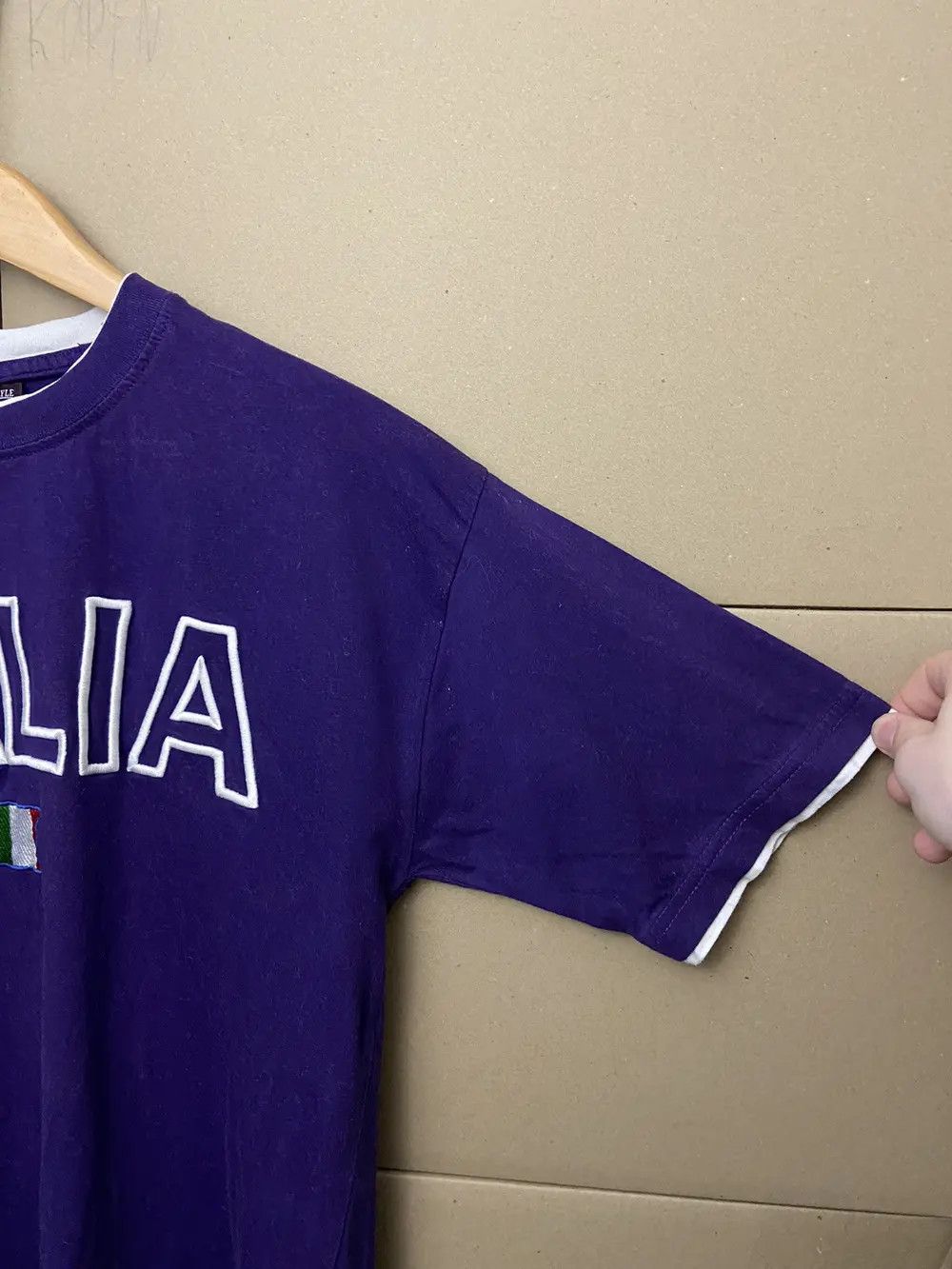 Vintage 🇮🇹VINTAGE ITALIA Y2K BIG EMBROIDERED LOGO TEE T SHIRT DRIP Size US M / EU 48-50 / 2 - 8 Thumbnail