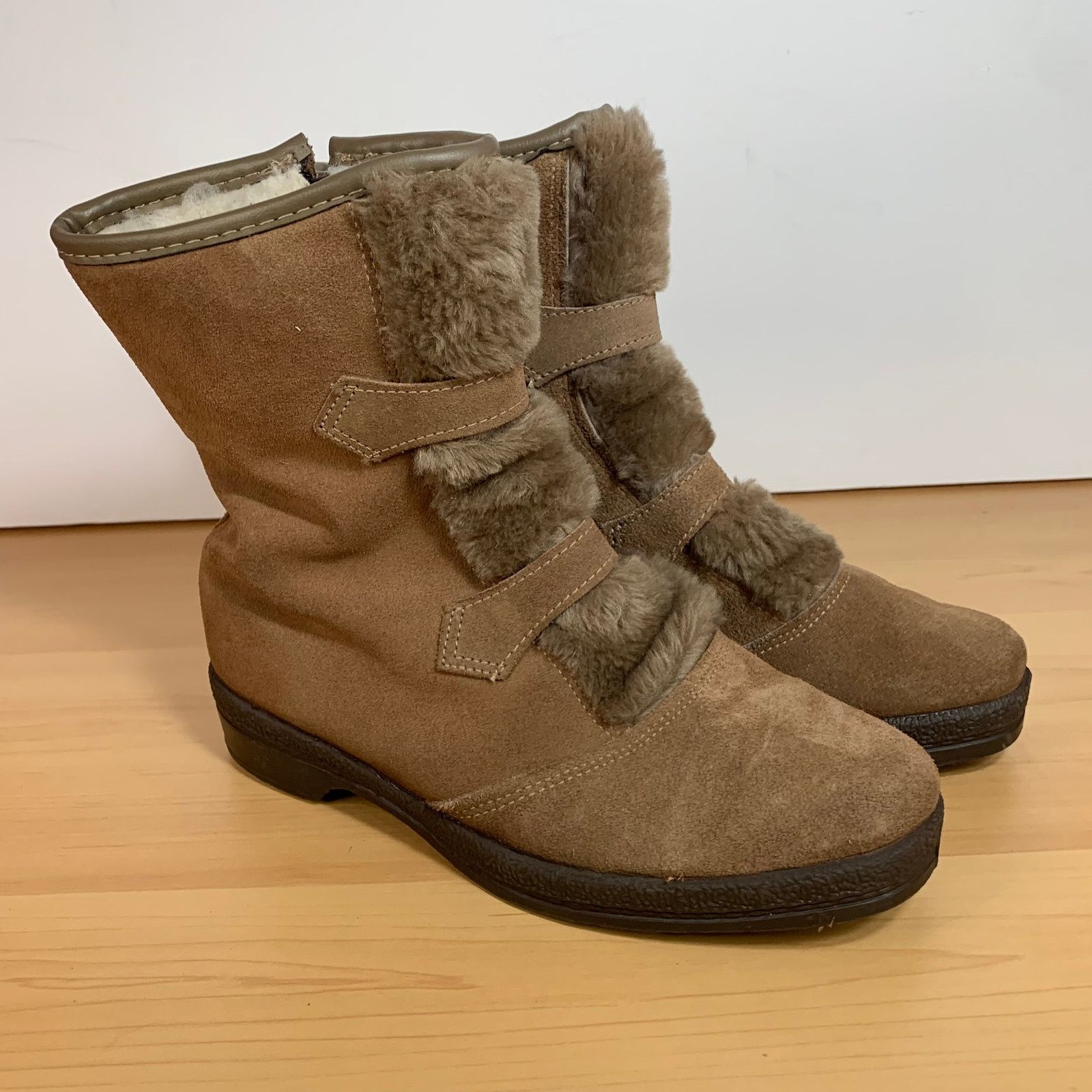 Other Yodelers Women's Brown Genuine Leather Boots Size 7 Size US 7 / IT 37 - 2 Thumbnail