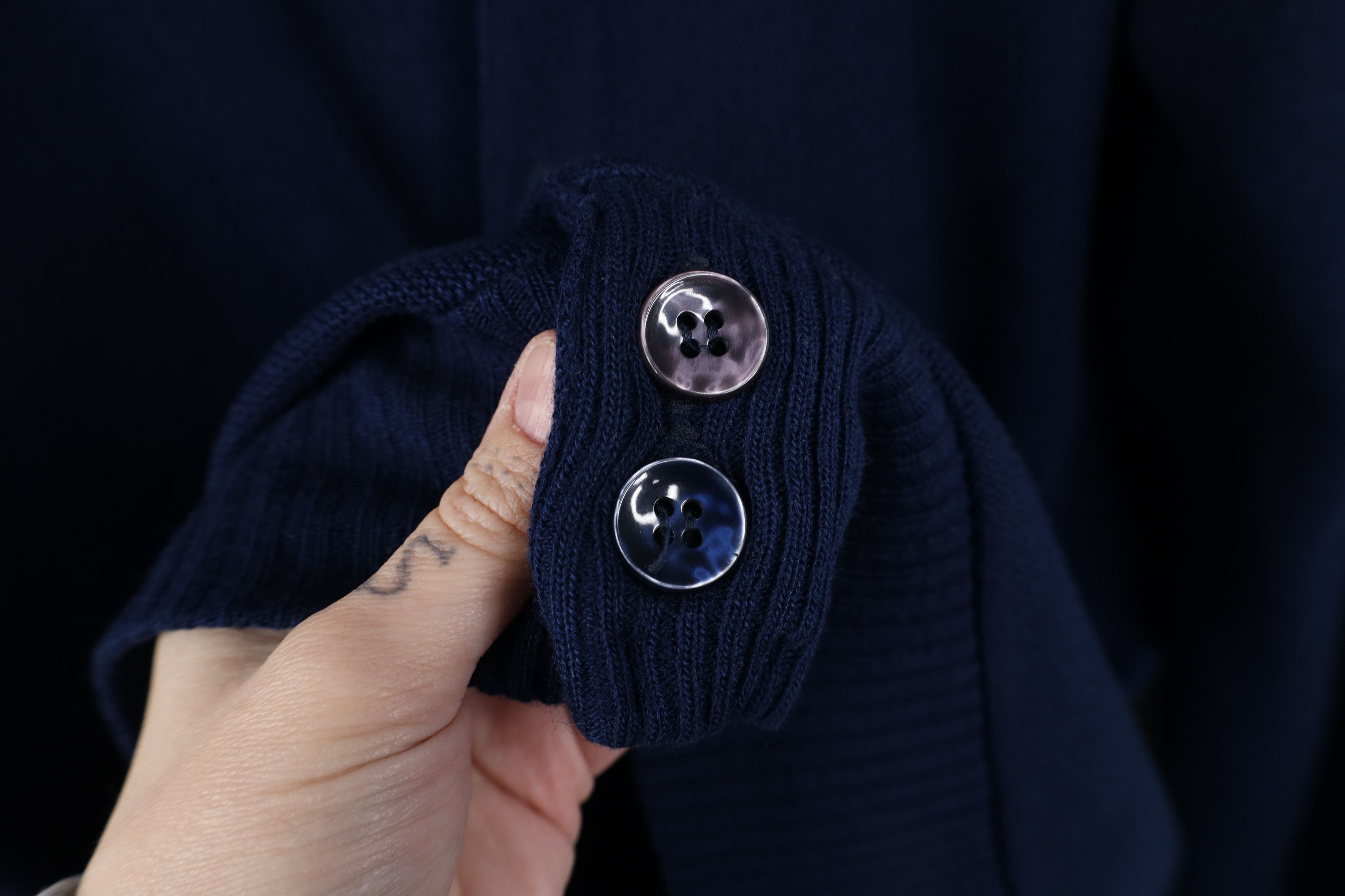 Vintage Vintage 70s Streetwear Lightweight Knit Cardigan Sweater USA Size US L / EU 52-54 / 3 - 5 Thumbnail