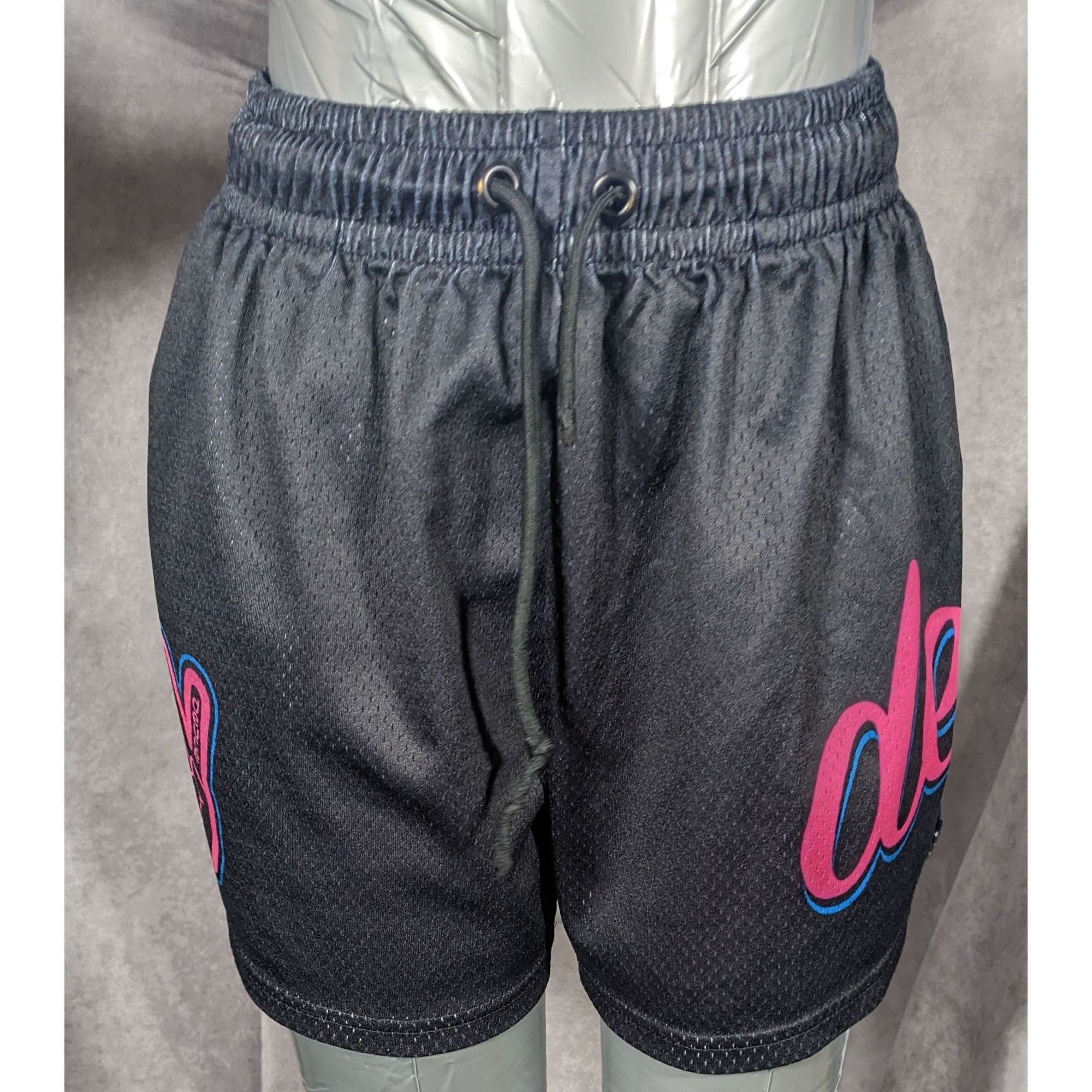 Other Deuce Clothing Black And Pink Athletic Shorts Size Small Size US 26 / EU 42 - 8 Thumbnail