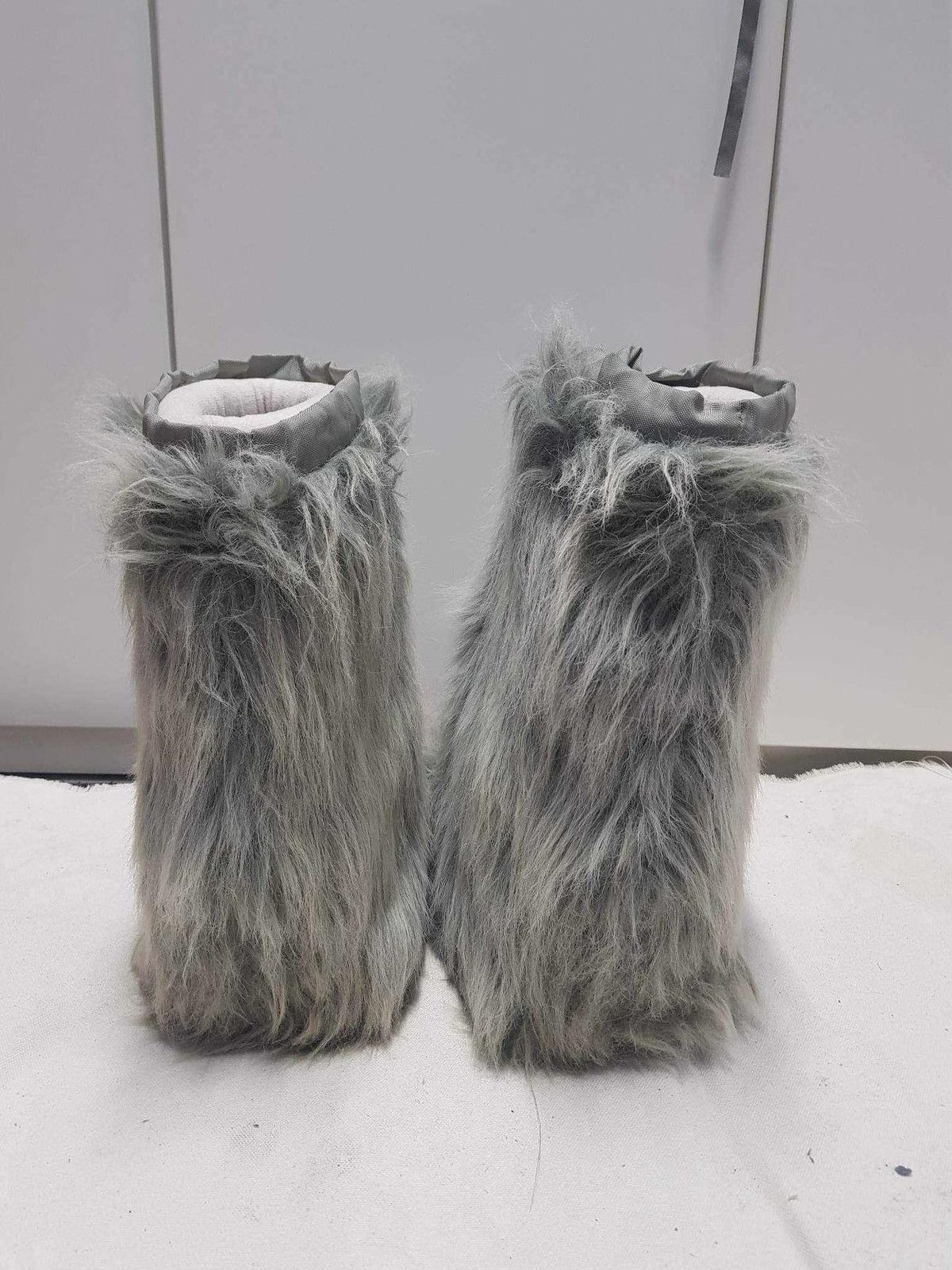 Other Roxy Iconic monster fur boots Size US 8 / IT 38 - 3 Thumbnail