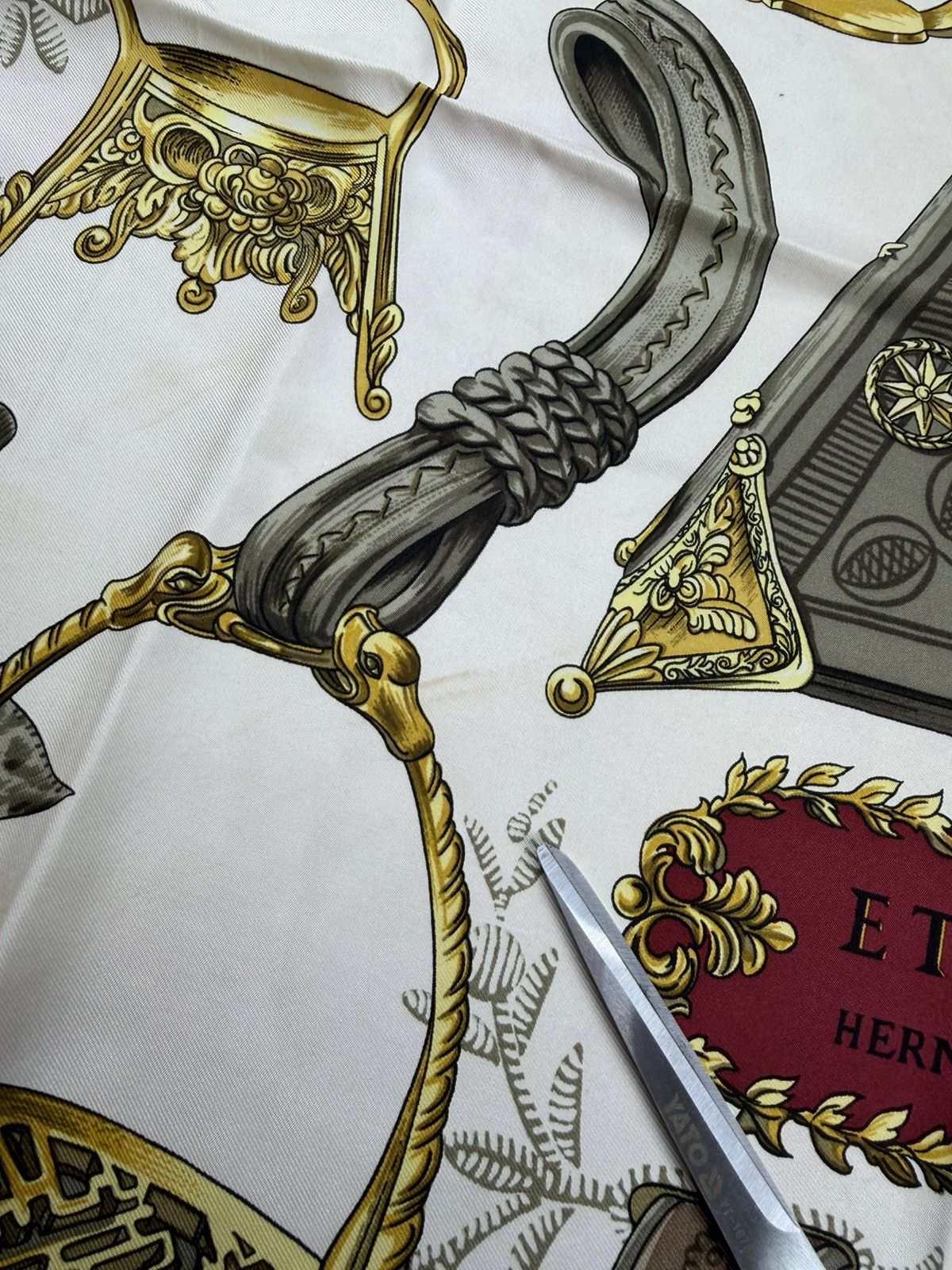 Hermes Hermes Etriers Silk Scarf Vintage Red Gold Size ONE SIZE - 5 Thumbnail