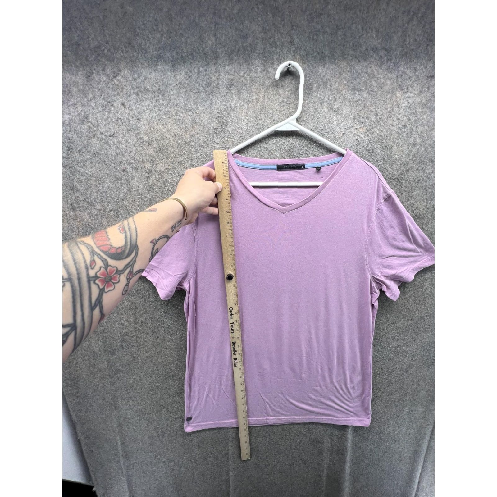 Vintage Greyson Shirt Mens Large Purple V Neck Jersey Logo Tee Classic Fit Casual Soft Size US L / EU 52-54 / 3 - 3 Thumbnail
