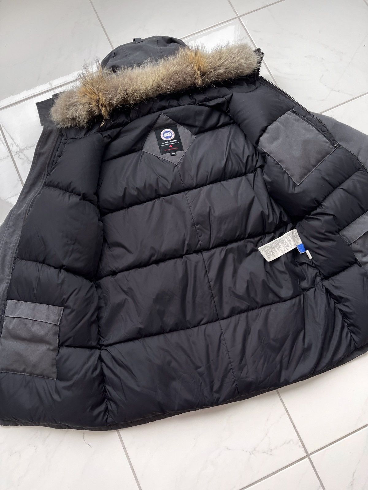 Canada Goose Canada Goose Chateau Parka Size US XL / EU 56 / 4 - 10 Thumbnail