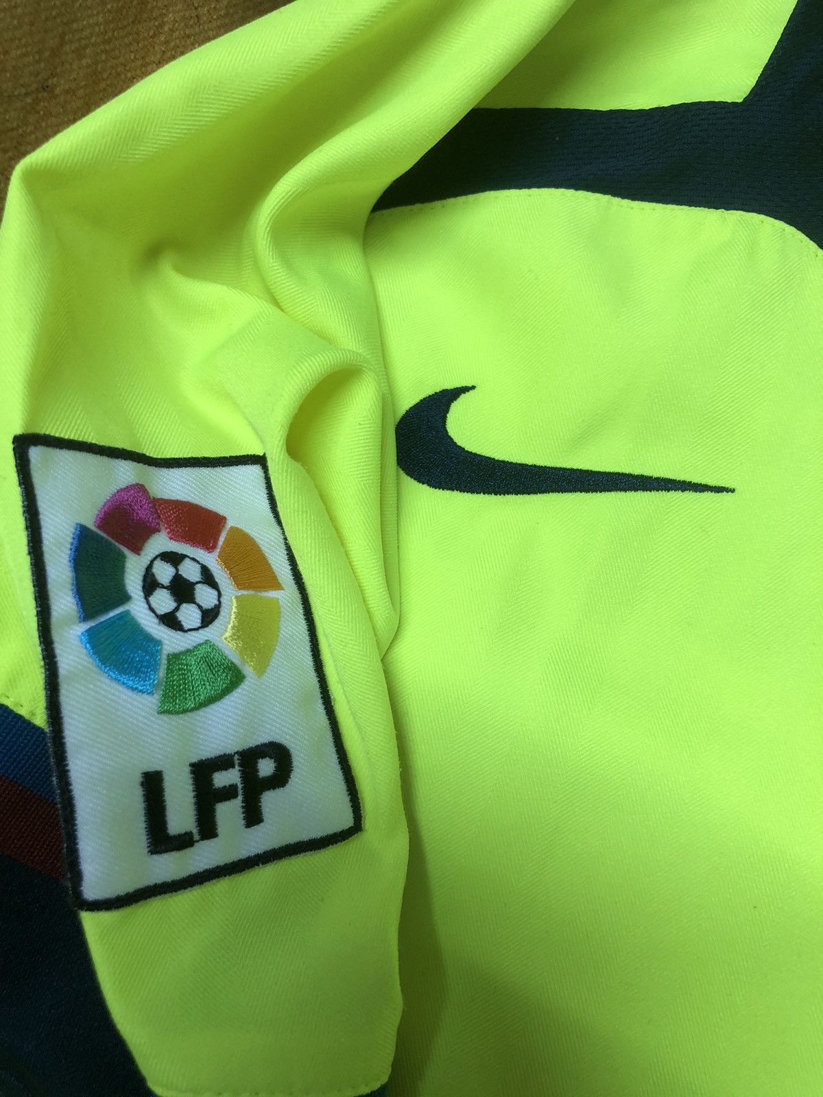 Nike Barcelona 05/06 away shirt #30 Messi Size US S / EU 44-46 / 1 - 5 Thumbnail