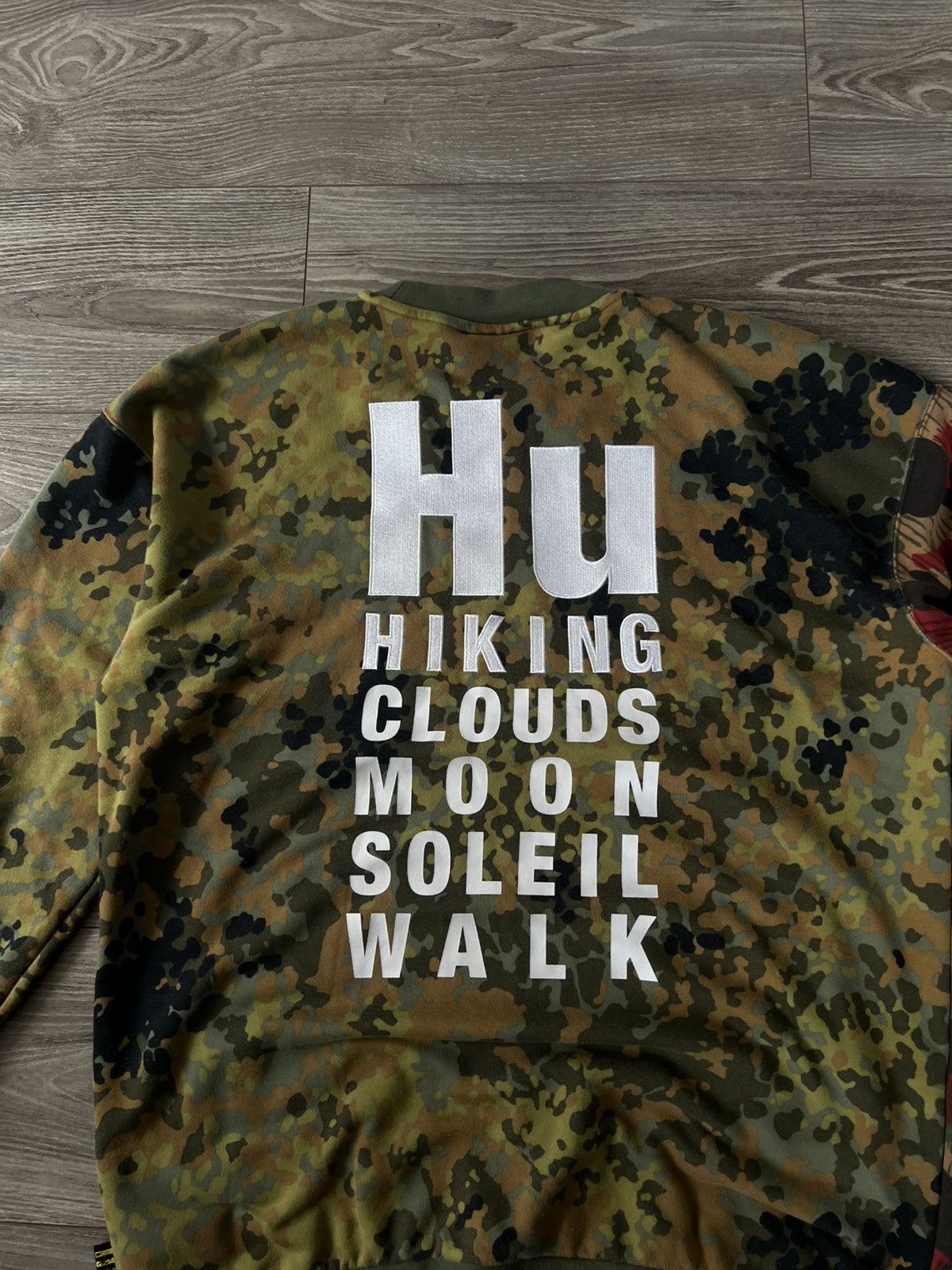 Adidas × Designer × Pharrell ‼️Archival Adidas x Pharrell Williams Hu Knit Camo Sweatshirt Size US M / EU 48-50 / 2 - 11 Thumbnail