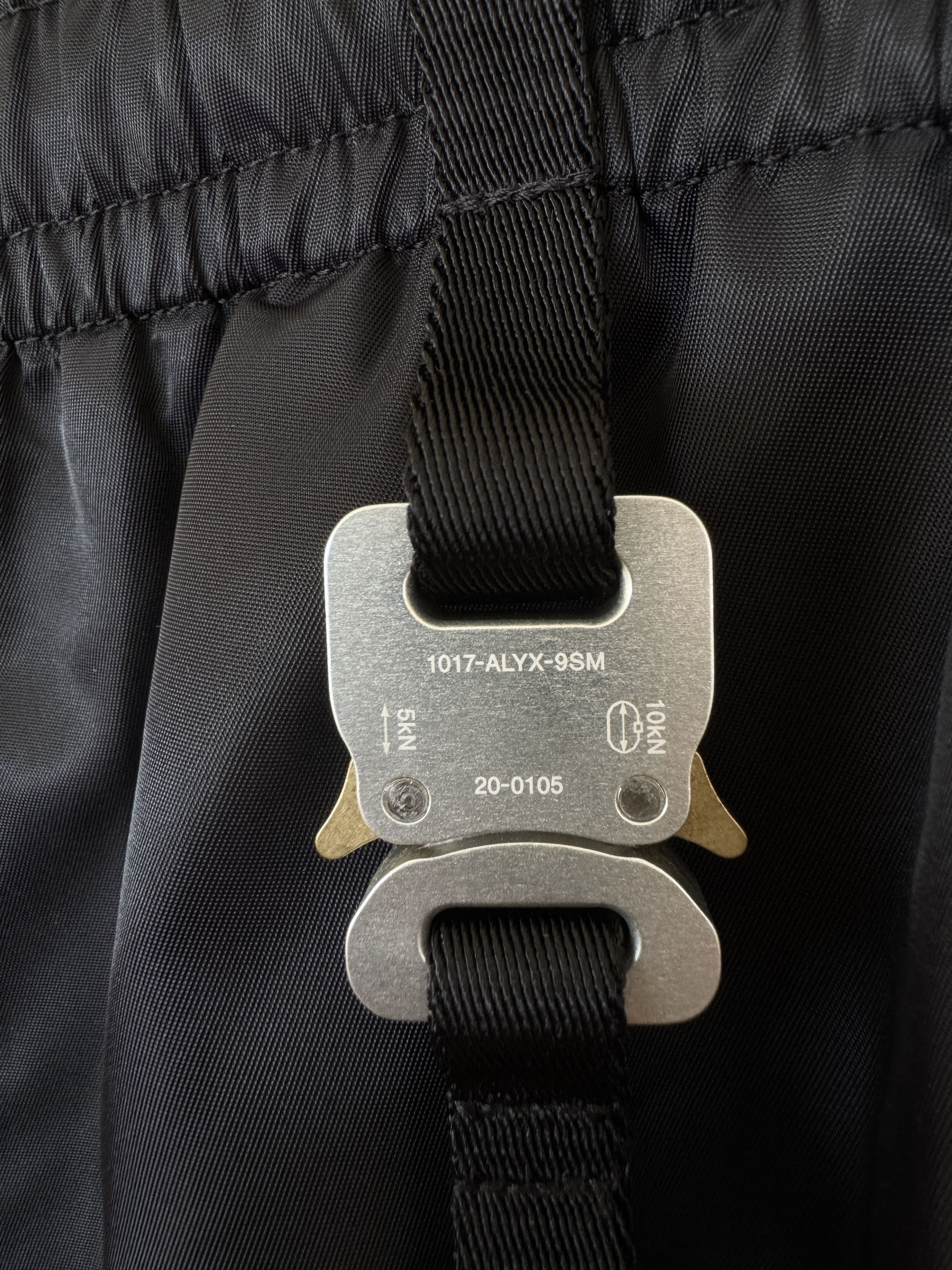 1017 ALYX 9SM Alyx Nylon Zipper Pants With Hardware Size US 34 / EU 50 - 8 Thumbnail