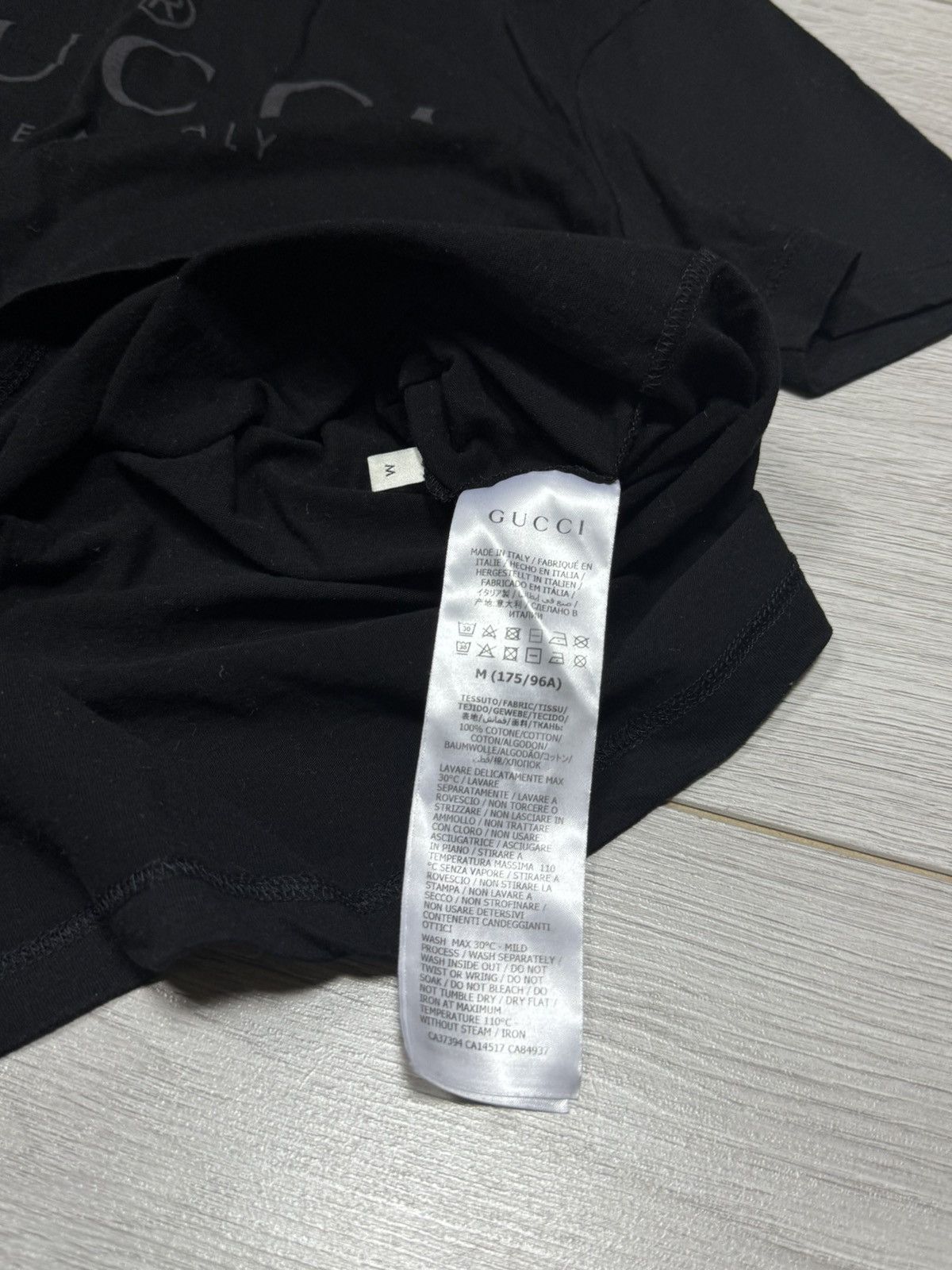 Gucci Gucci Italy spell out letters big logo tee shirt Size US M / EU 48-50 / 2 - 6 Thumbnail