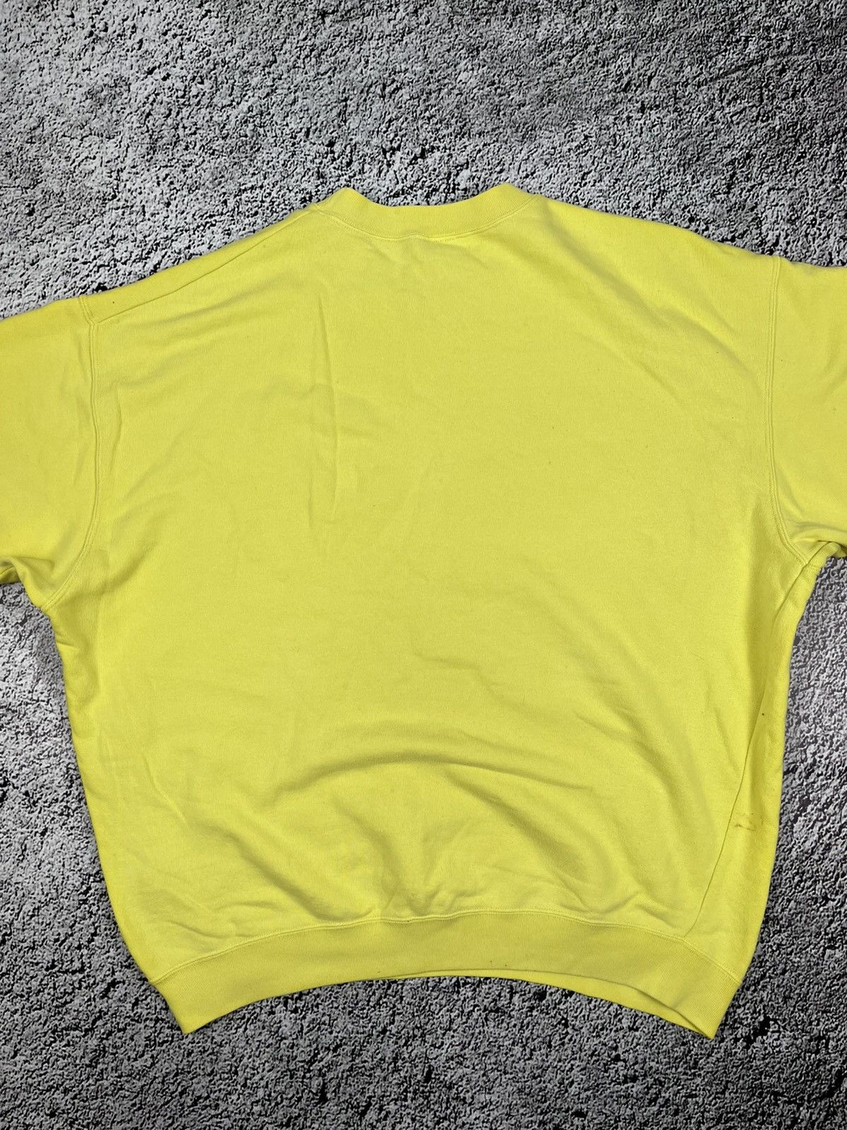 Vintage Vintage 90s United Colours Of Benetton logo sweater Size US XXL / EU 58 / 5 - 5 Thumbnail