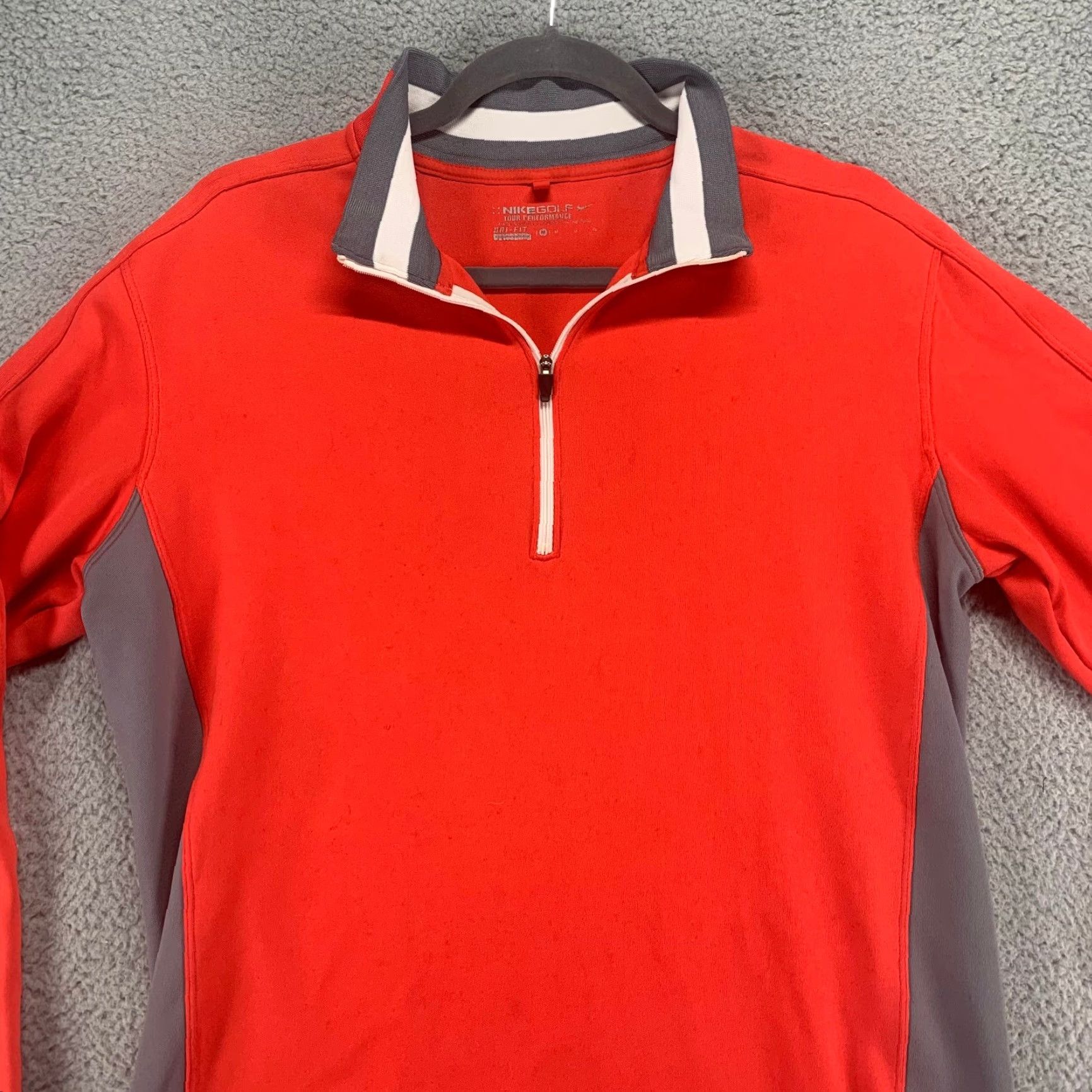 Nike Nike Jacket Womens Medium Red Golf Tour Performance Long Sleeve Quarter Zip Size M / US 6-8 / IT 42-44 - 3 Thumbnail