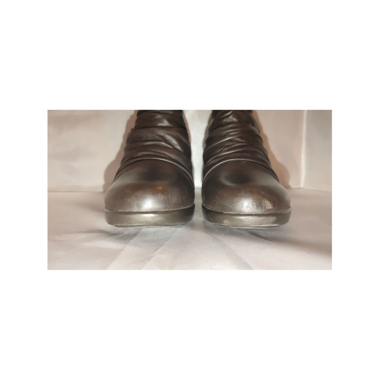 Dansko Dansko Ruched Buffy Leather Ankle Booties Size 38 Size US 7.5 / IT 37.5 - 3 Thumbnail